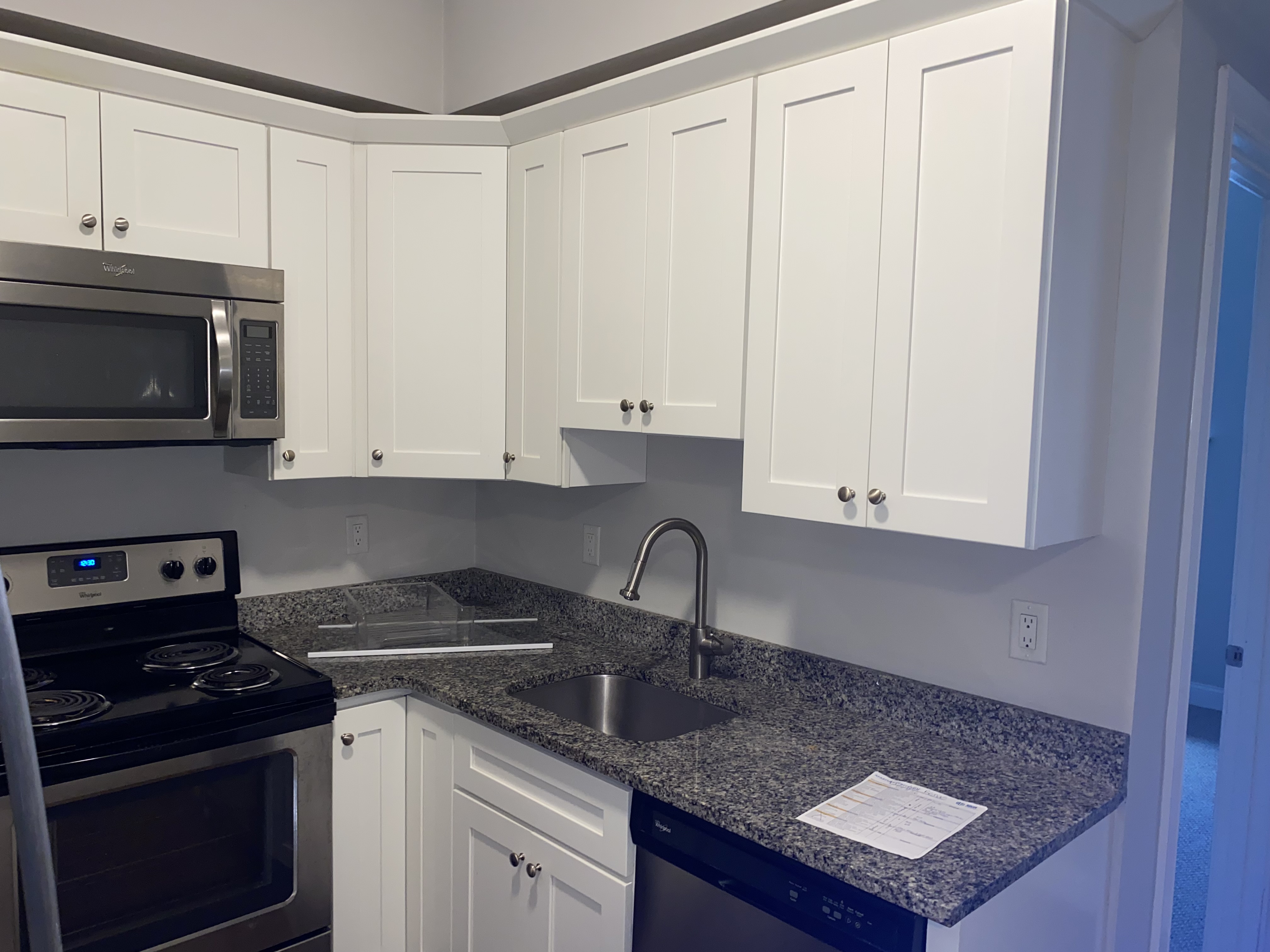 1 bed, 1 bath apartment for rent at 10 Merrymount Rd Unit 106, Quincy — photo 2 of 12