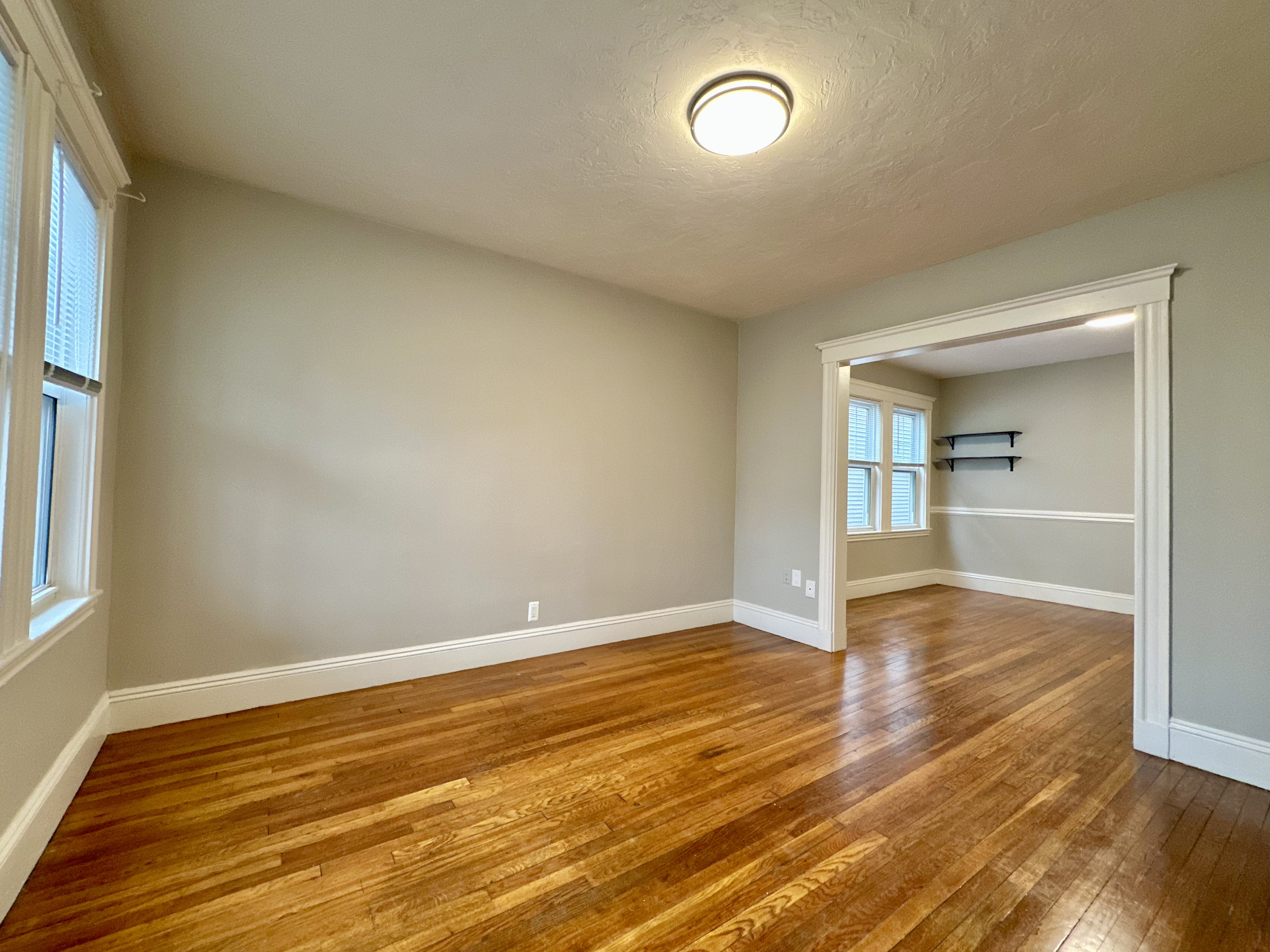 4440 Washington St, Roslindale