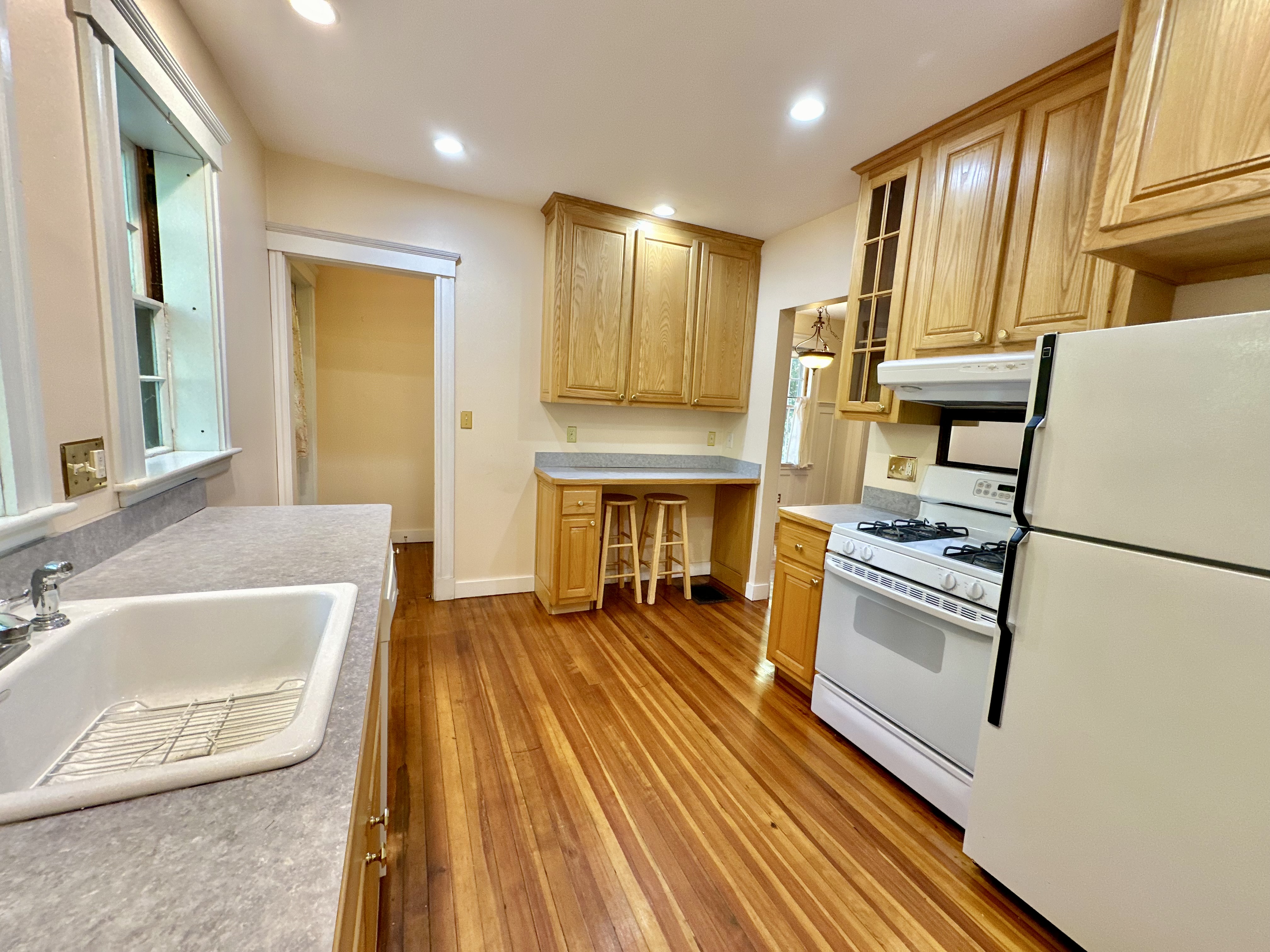 44 Southbourne Rd, Jamaica Plain