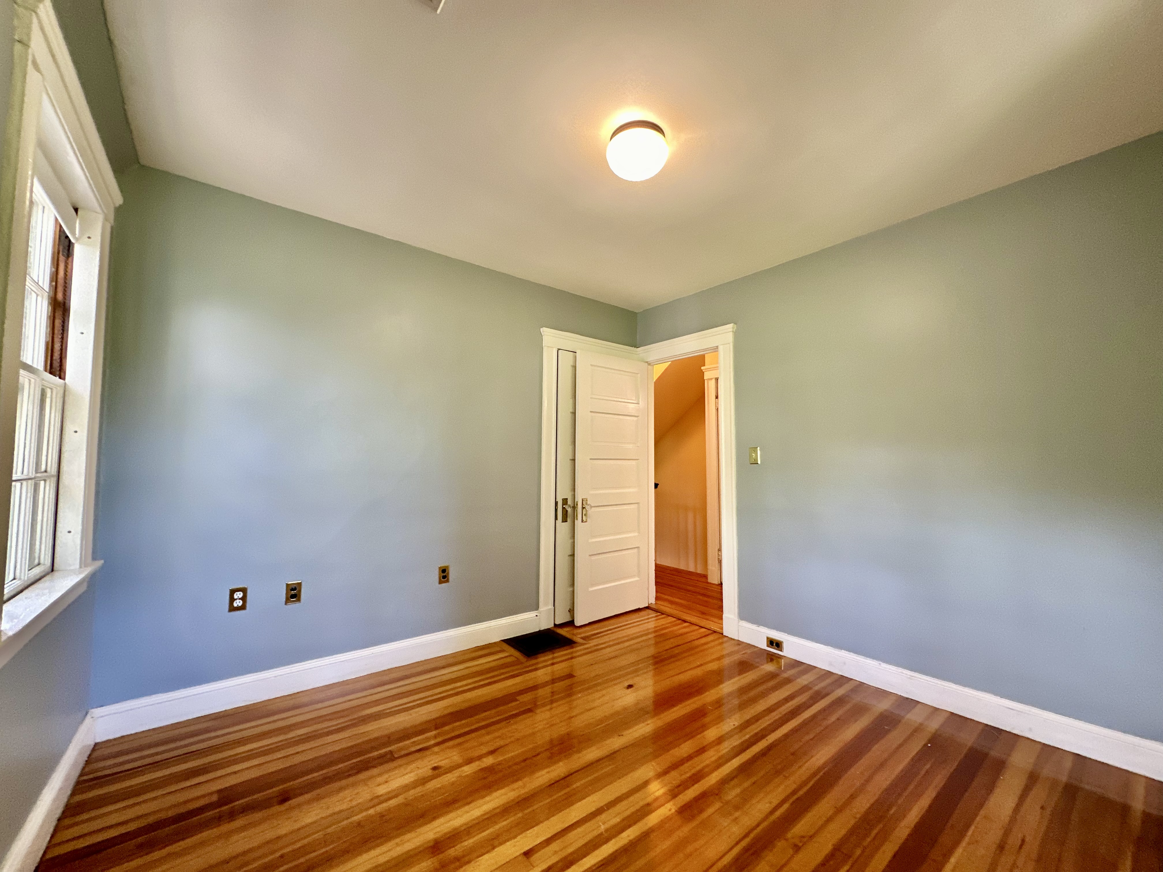 44 Southbourne Rd, Jamaica Plain