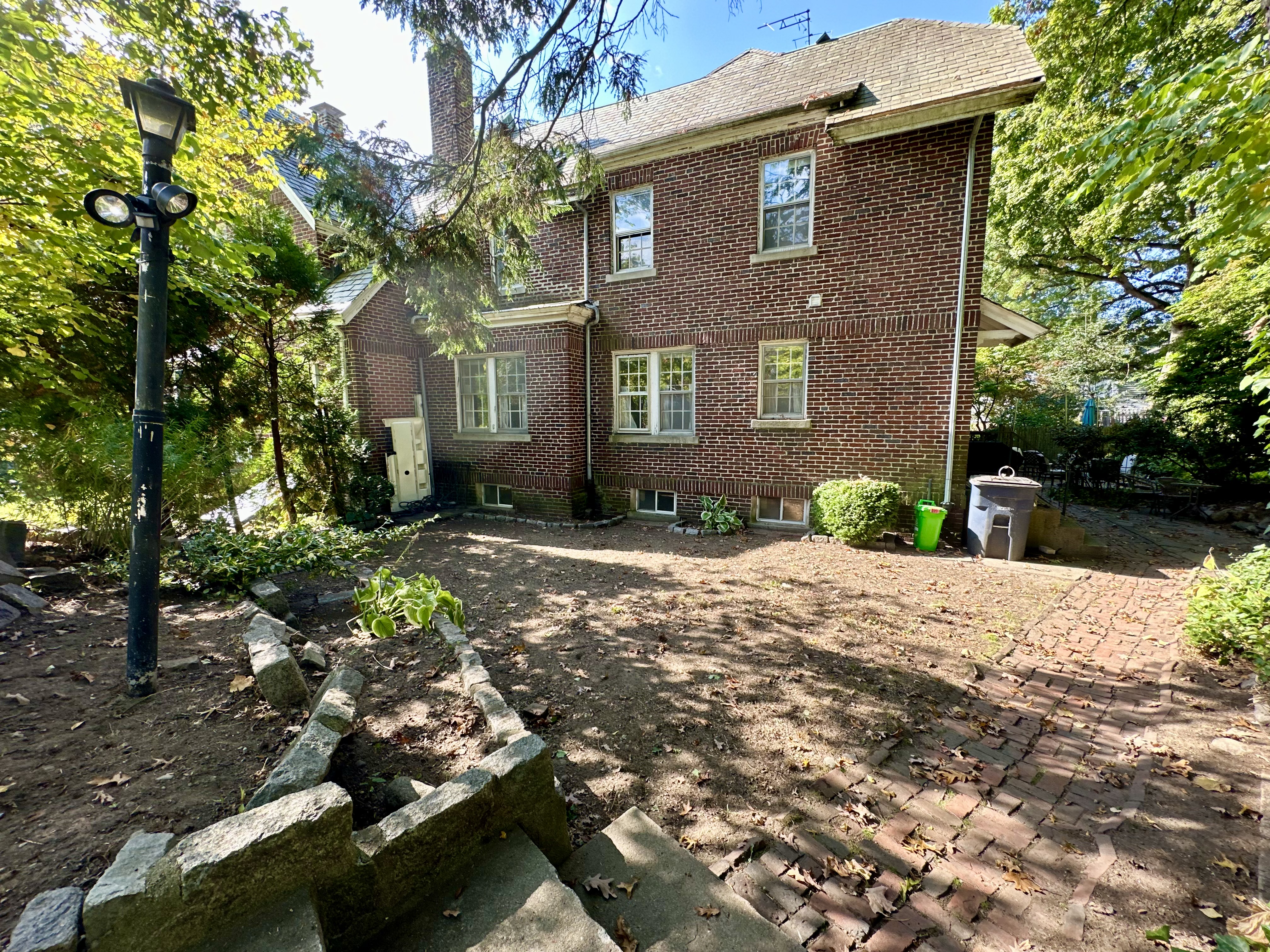 44 Southbourne Rd, Jamaica Plain