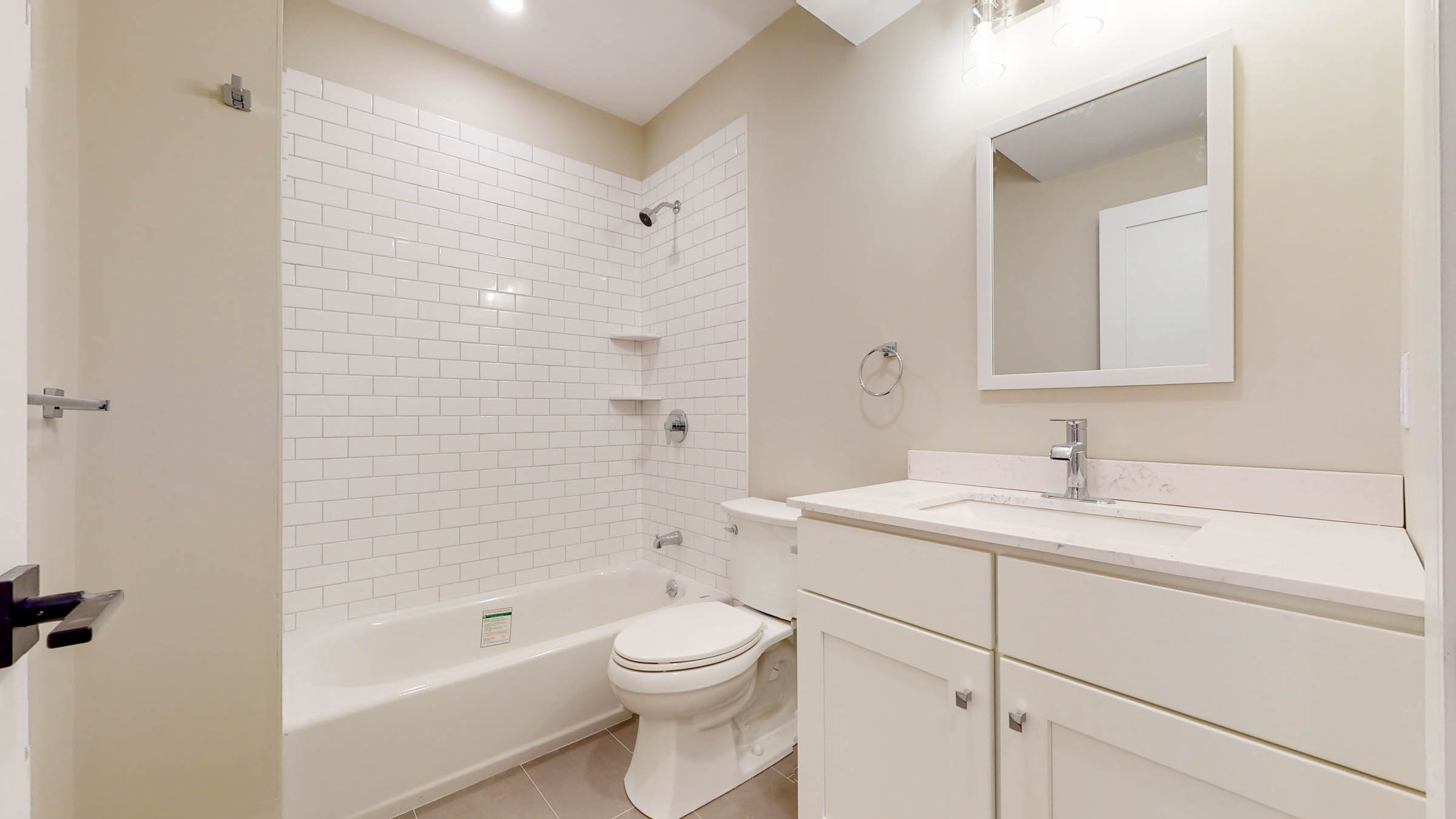 2.5 bed, 2 bath apartment for rent at 81 Chestnut Hill Ave Unit 201, Brighton — photo 3 of 13