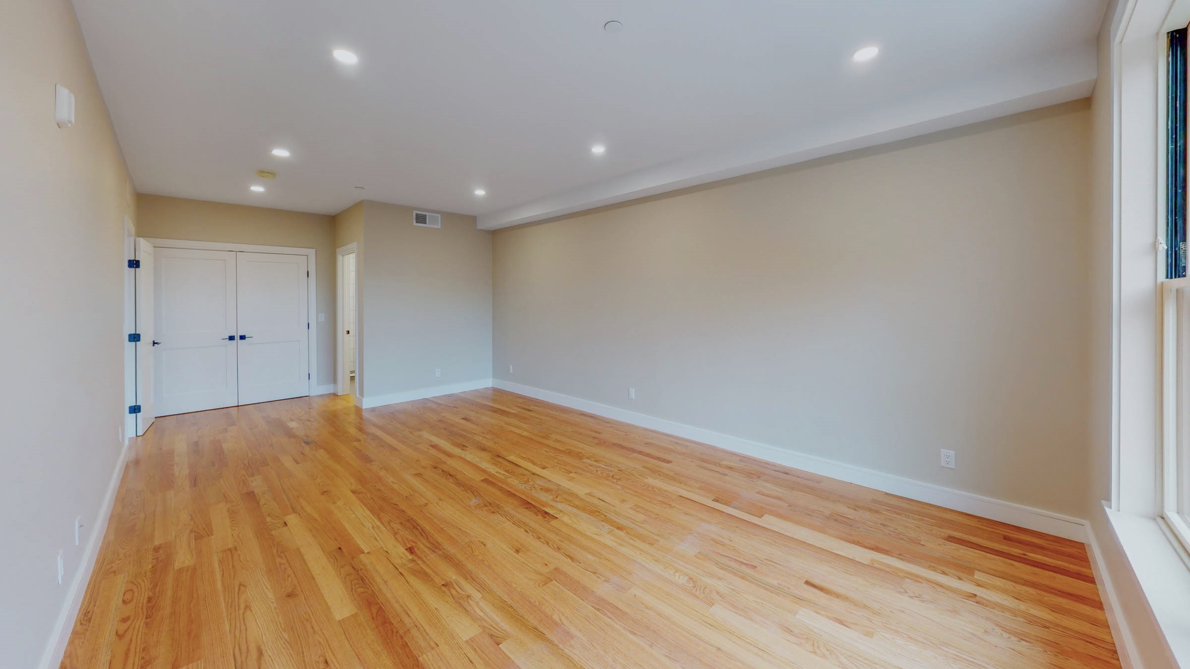 3 bed, 2 bath apartment for rent at 81 Chestnut Hill Ave Unit 303, Brighton — photo 9 of 10
