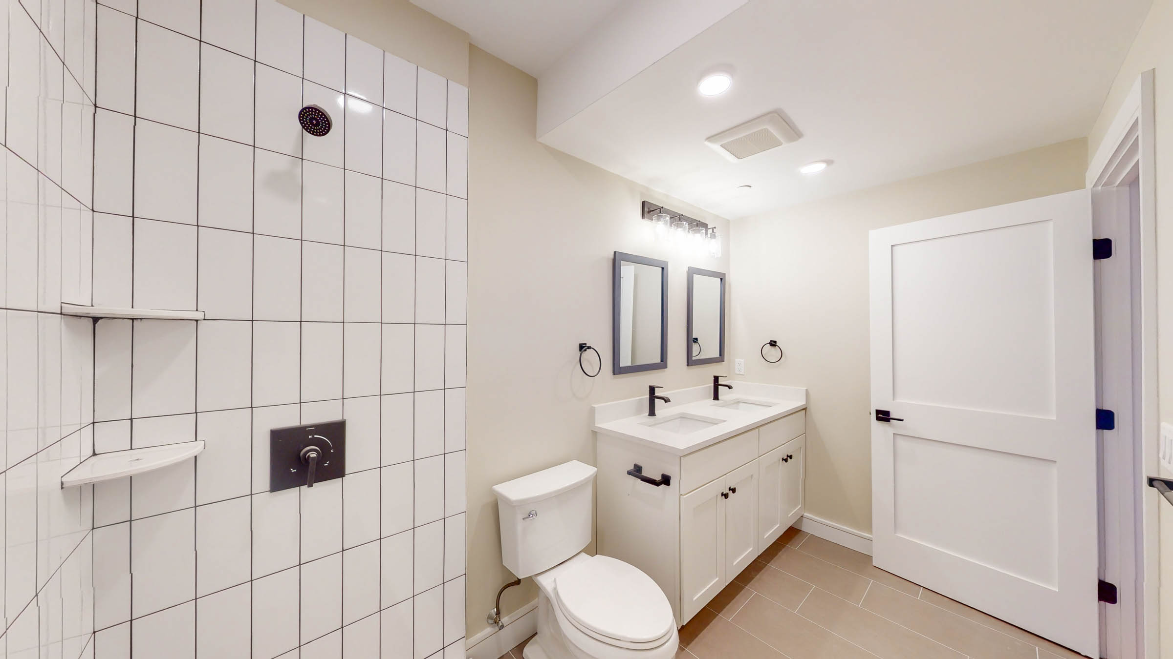 2.5 bed, 2 bath apartment for rent at 81 Chestnut Hill Ave Unit 201, Brighton — photo 1 of 13