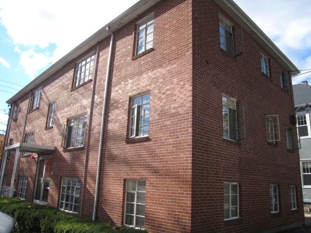 1 bed, 1 bath apartment for rent at 219 Massachusetts Ave Unit 2, Arlington — photo 1 of 14