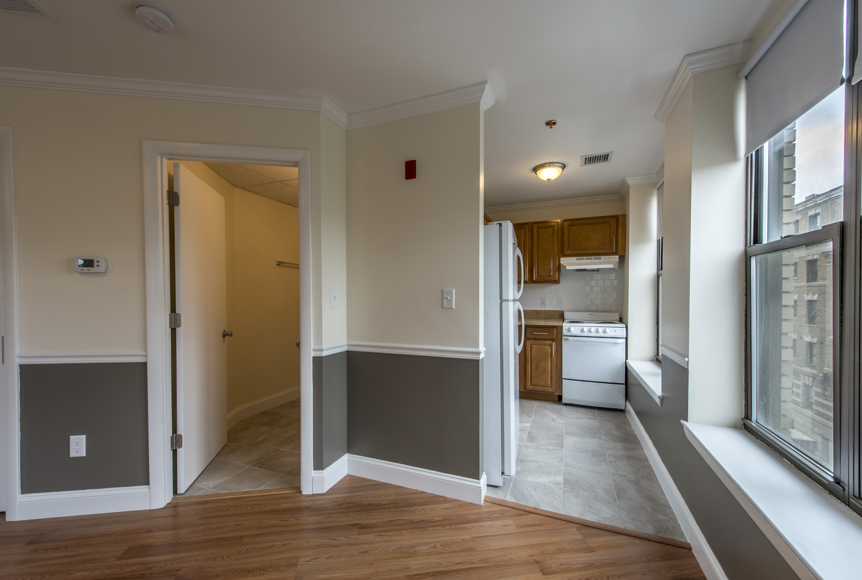 2 bed, 2 bath apartment for rent at 1126 Boylston St Unit 702, Fenway — photo 3 of 12