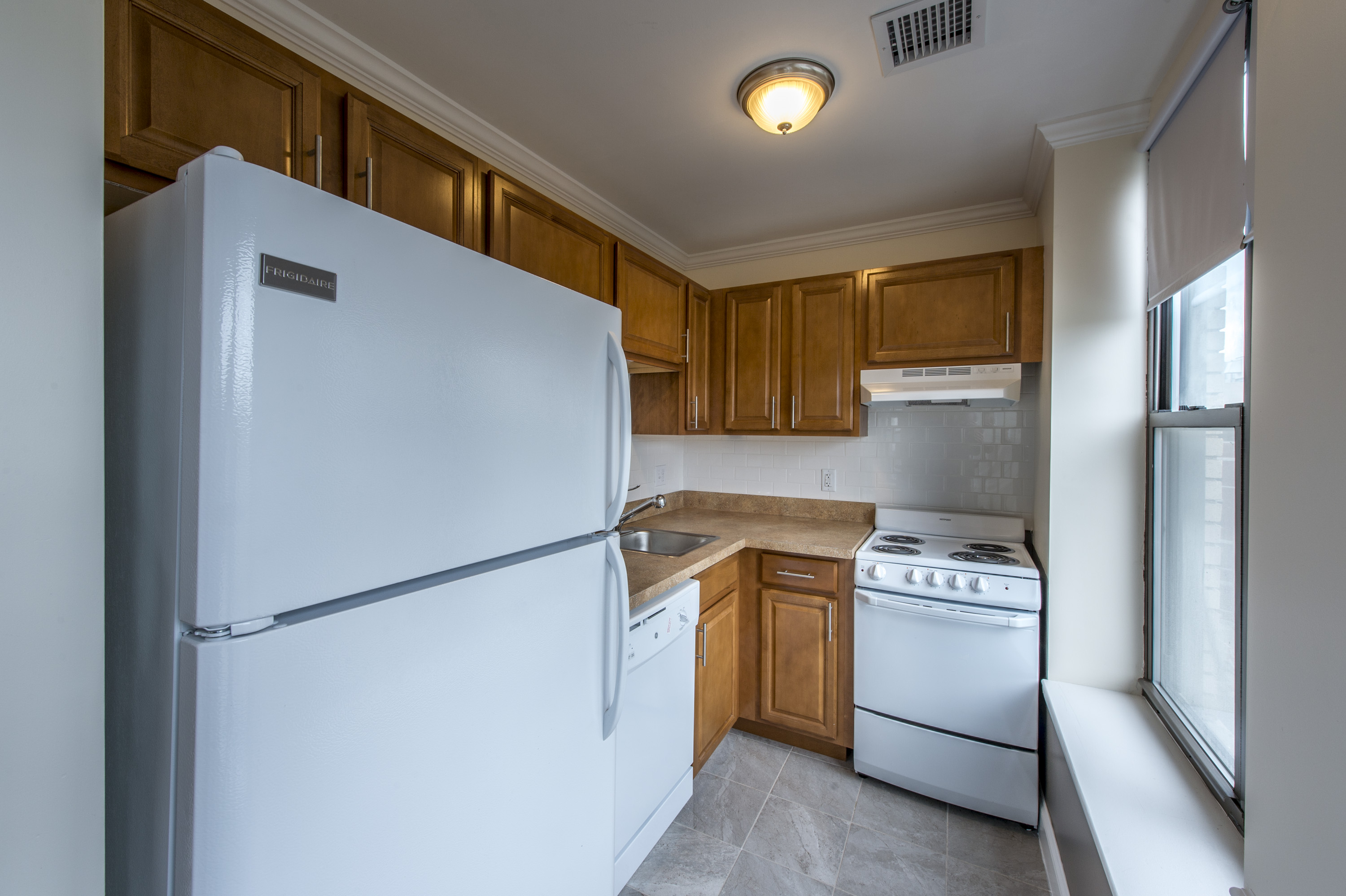 2 bed, 2 bath apartment for rent at 1126 Boylston St Unit 702, Fenway — photo 11 of 12