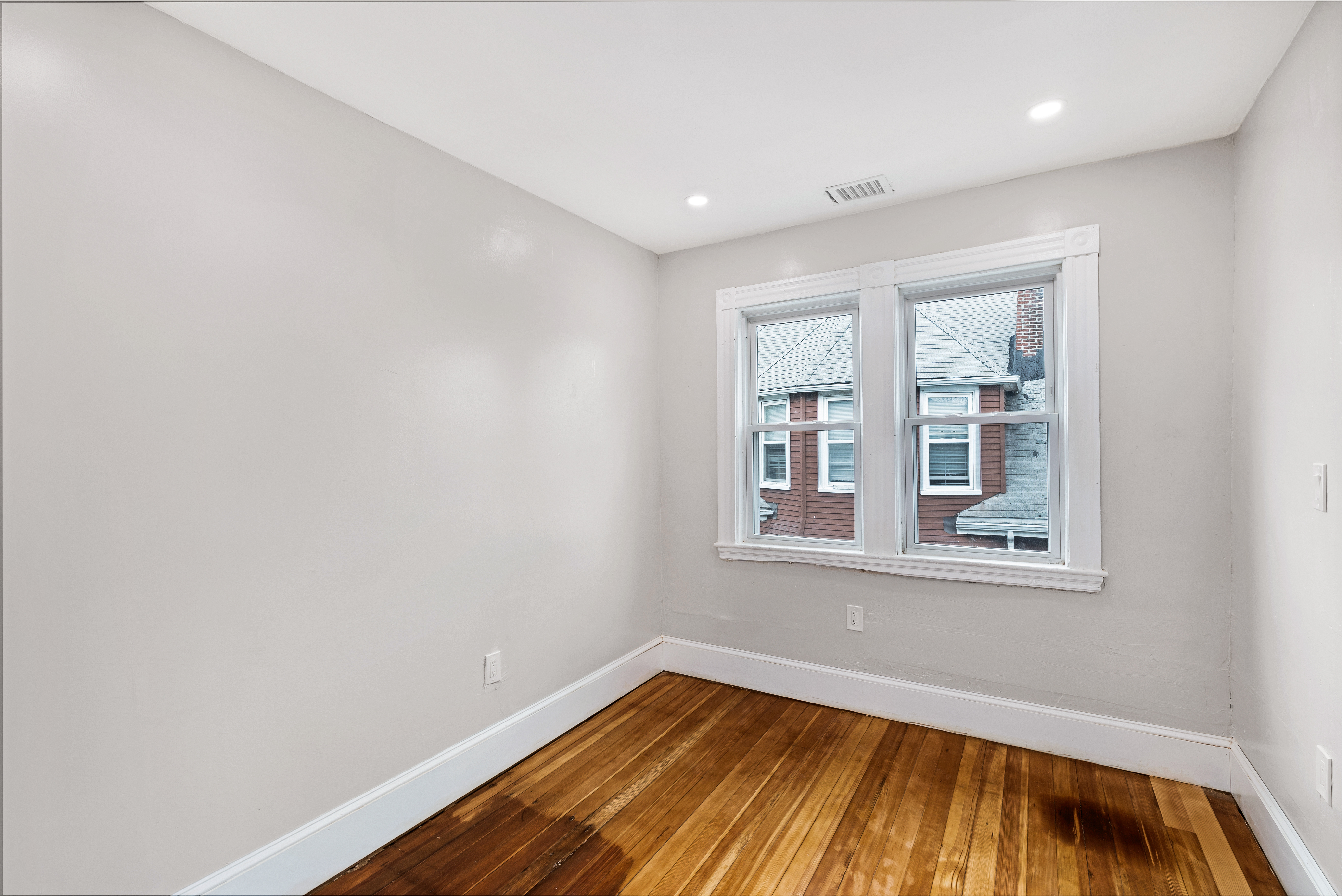 3 bed, 1 bath apartment for rent at 7 Pasadena Rd Unit 3, Dorchester — photo 7 of 31