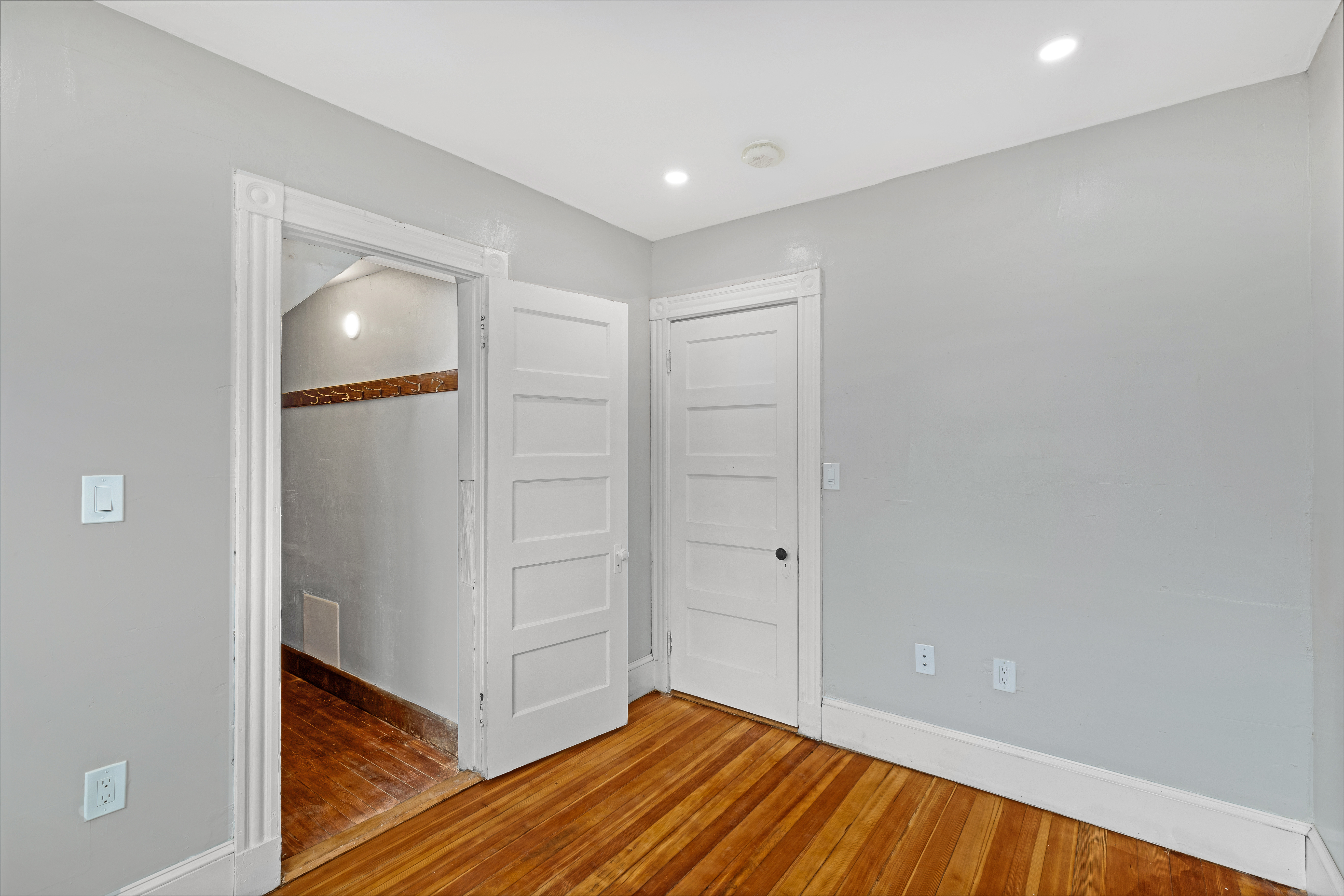 3 bed, 1 bath apartment for rent at 7 Pasadena Rd Unit 3, Dorchester — photo 9 of 31
