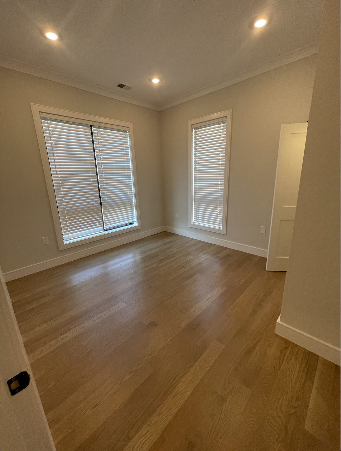1 bed, 1 bath apartment for rent at 16 Highgate St Unit A, Allston — photo 2 of 5