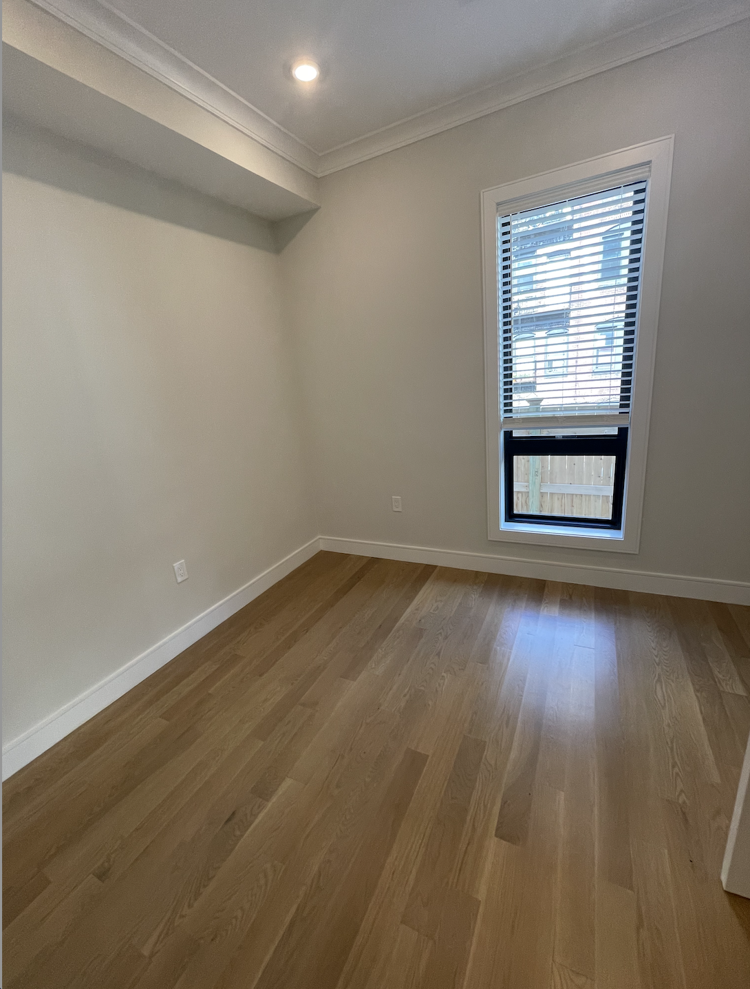 1 bed, 1 bath apartment for rent at 16 Highgate St Unit A, Allston — photo 4 of 5