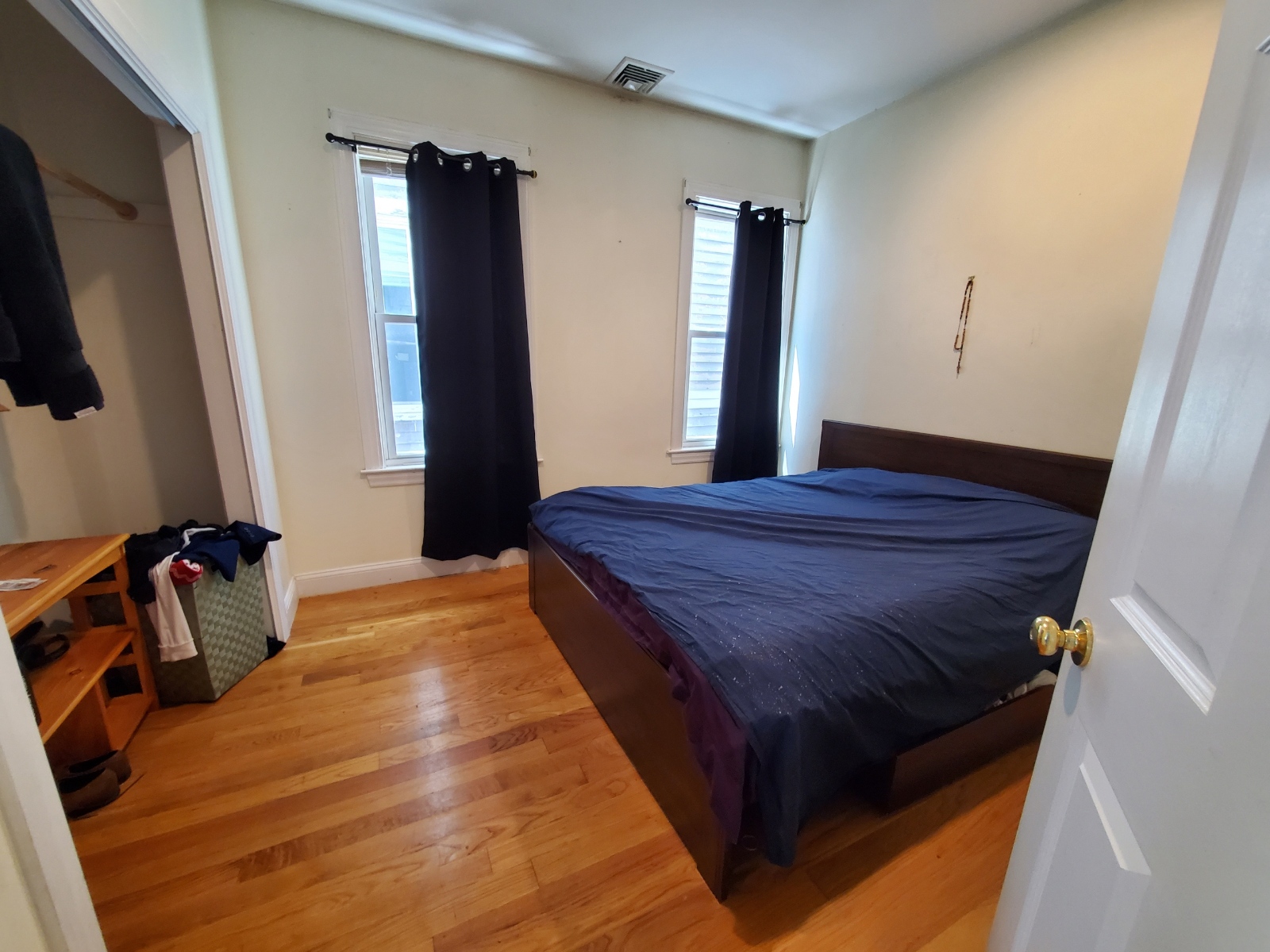 Studio bed, 1 bath apartment for rent at 39 Calumet St Unit 1, Mission Hill — photo 1 of 5