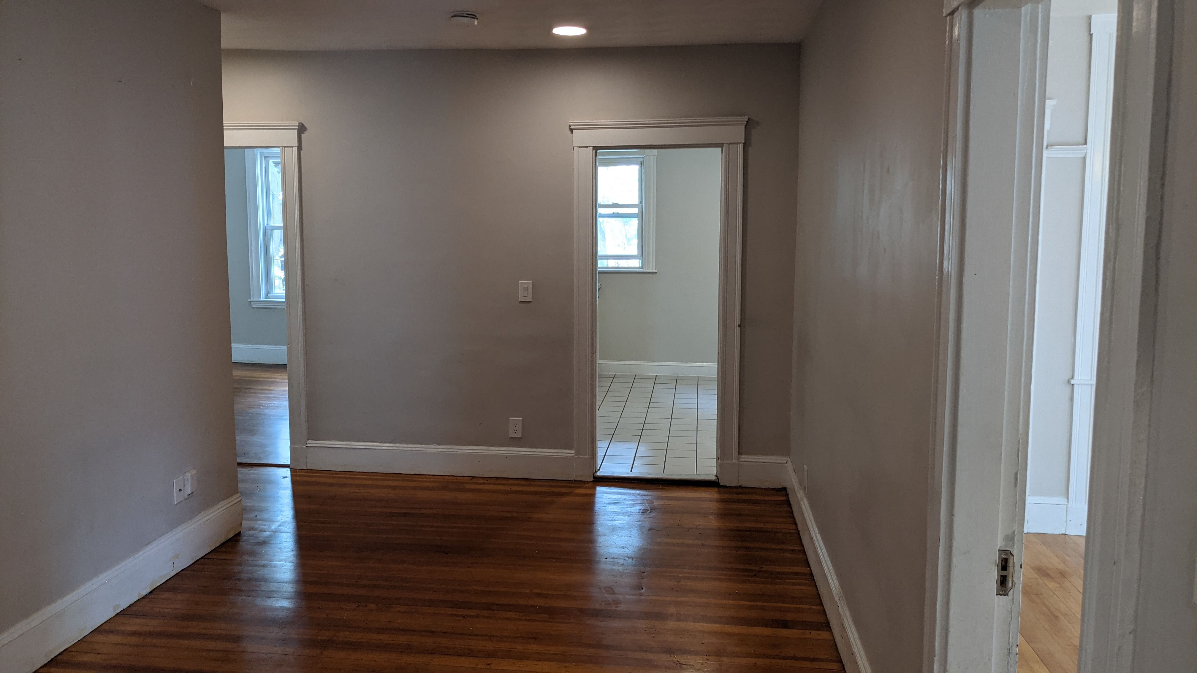 3 bed, 1 bath apartment for rent at 128 King St Unit 2D, Dorchester — photo 5 of 25