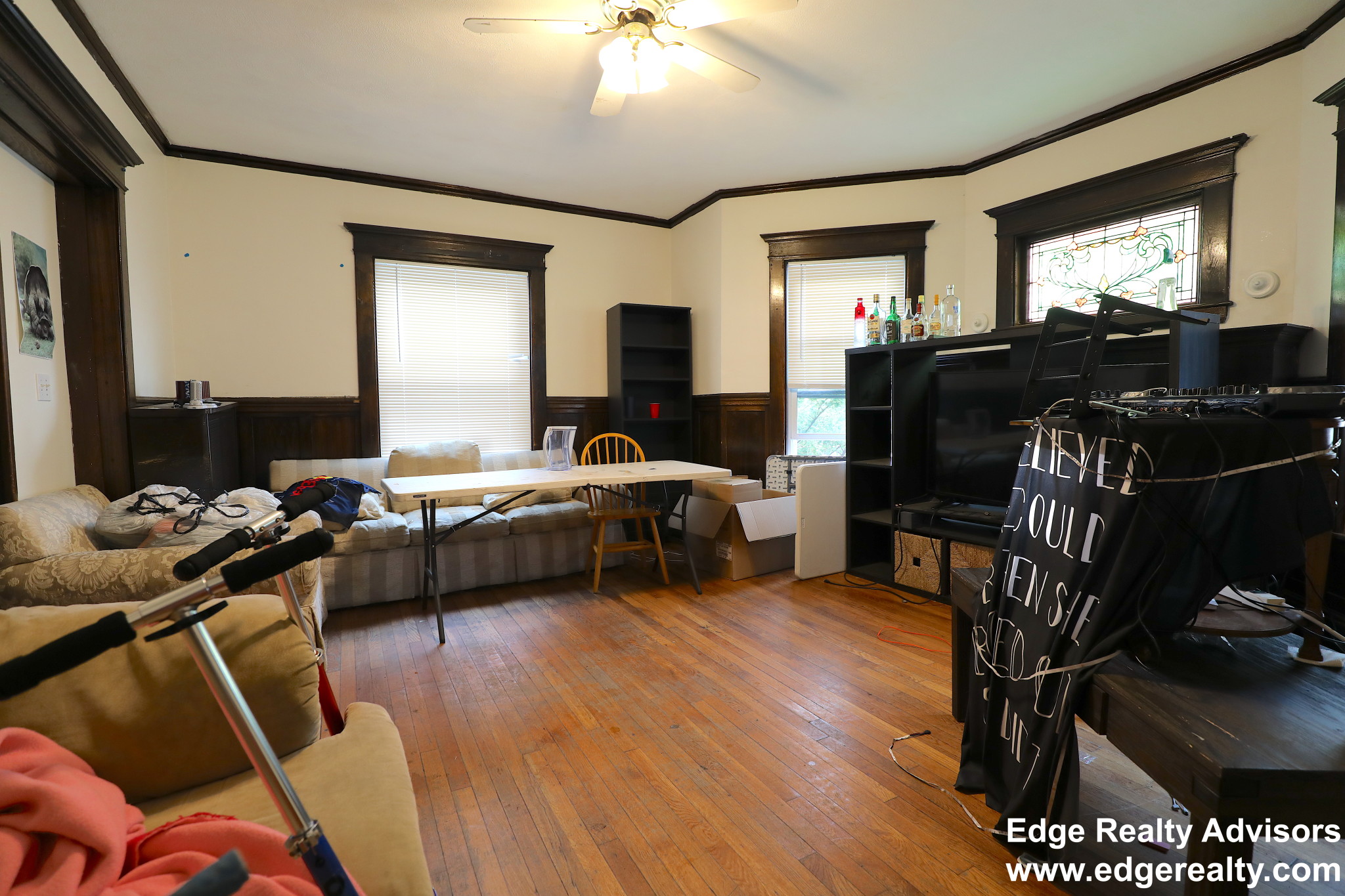 5 bed, 2 bath apartment for rent at 16 South Unit 2, Brighton — photo 4 of 13