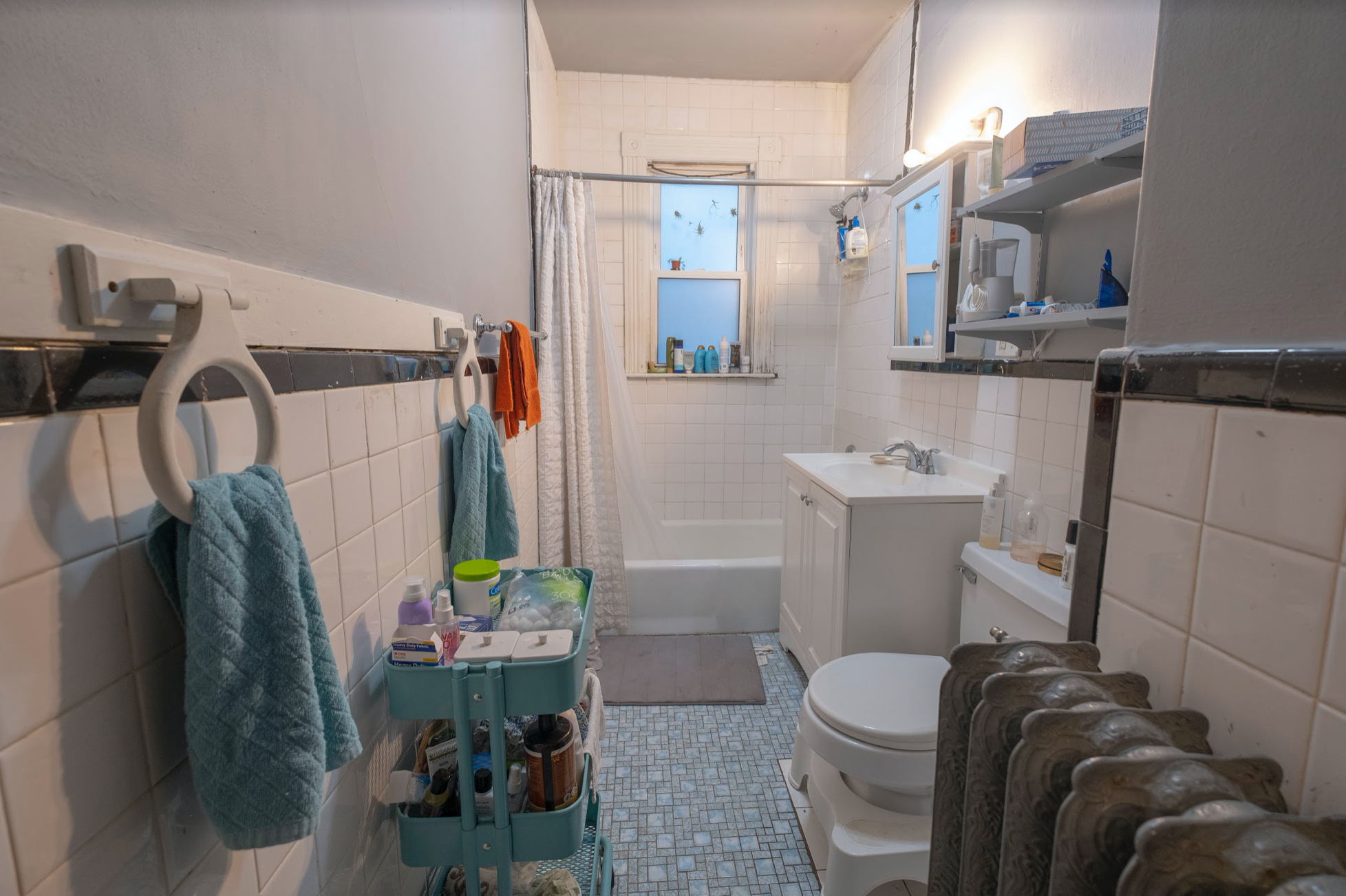 6 bed, 2 bath apartment for rent at 430 Centre St Unit 2, Jamaica Plain — photo 12 of 12