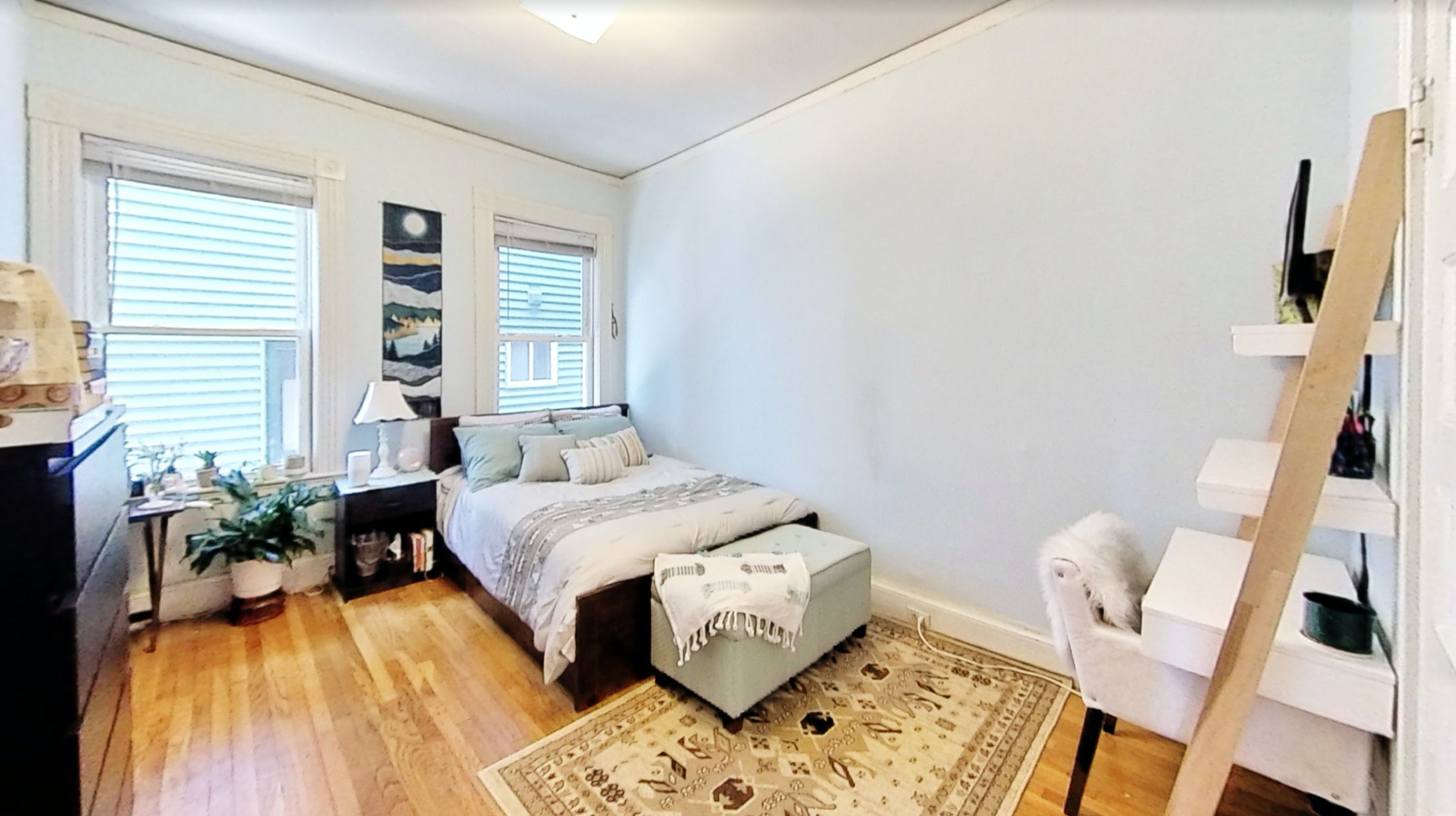 6 bed, 2 bath apartment for rent at 430 Centre St Unit 2, Jamaica Plain — photo 1 of 12