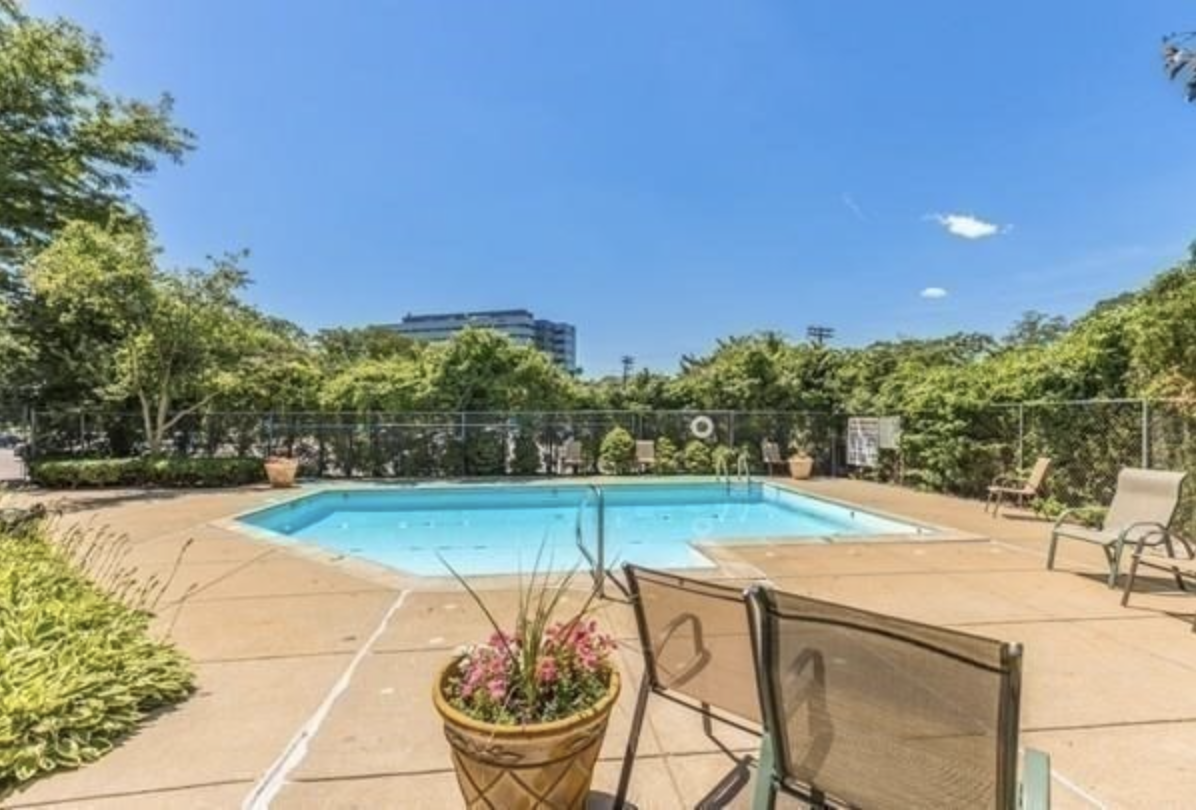1 bed, 1 bath apartment for rent at 133 Commander Shea Blvd Unit 402, Dorchester — photo 18 of 19