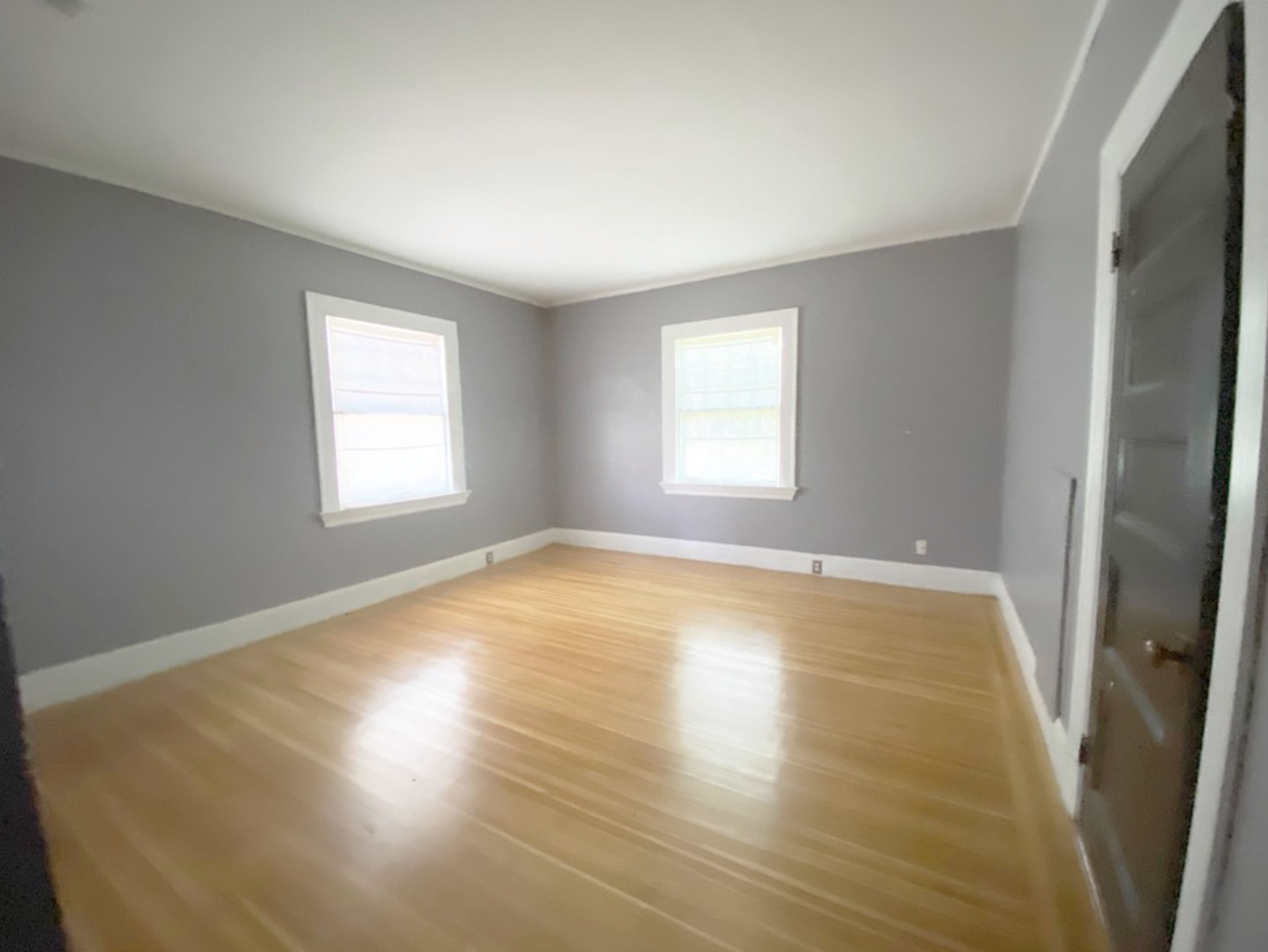 2.5 bed, 1 bath apartment for rent at 81 Corey St Unit 2, West Roxbury — photo 3 of 11