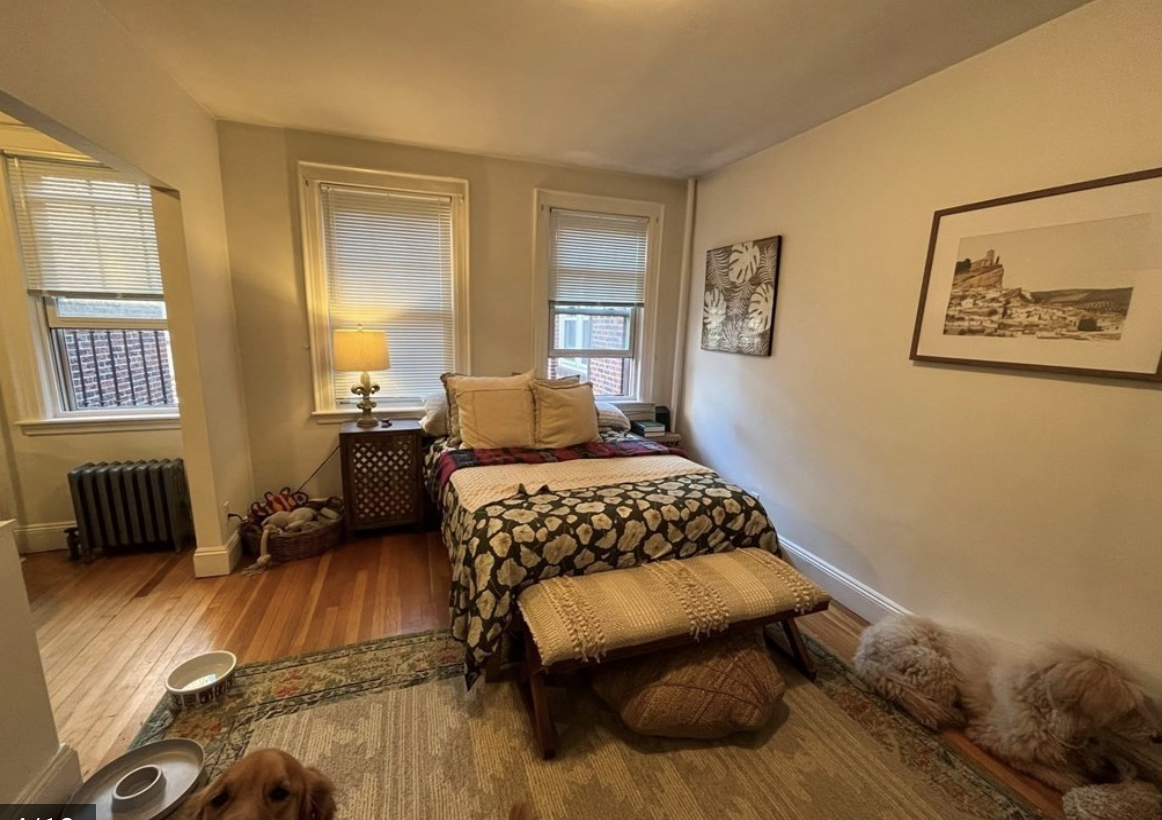 Studio bed, 1 bath apartment for rent at 52 Strathmore Rd Unit 2, Brighton — photo 3 of 8
