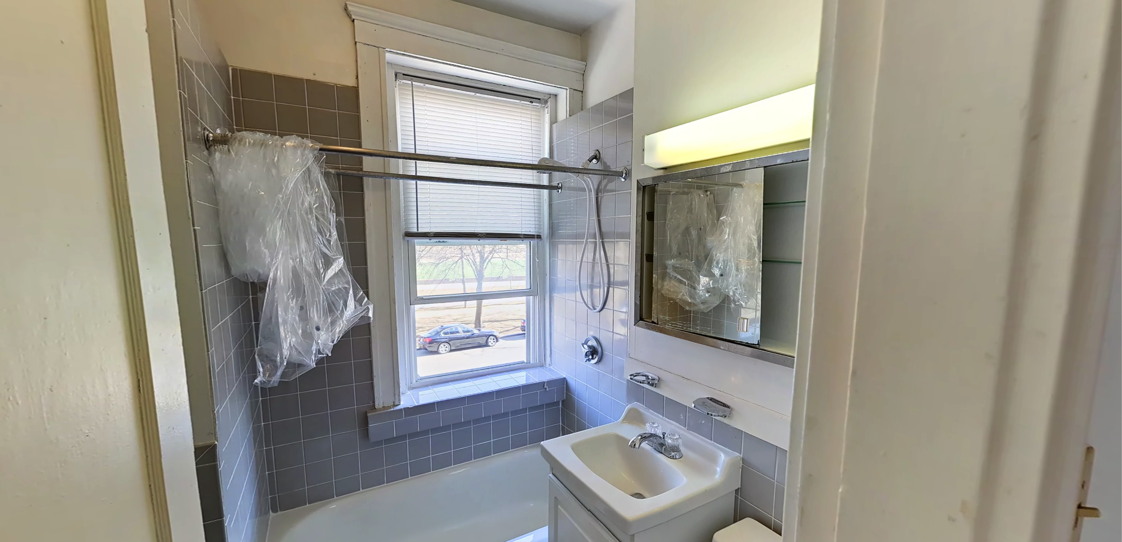 Studio bed, 1 bath apartment for rent at 137 Park Dr Unit 44, Fenway — photo 6 of 10