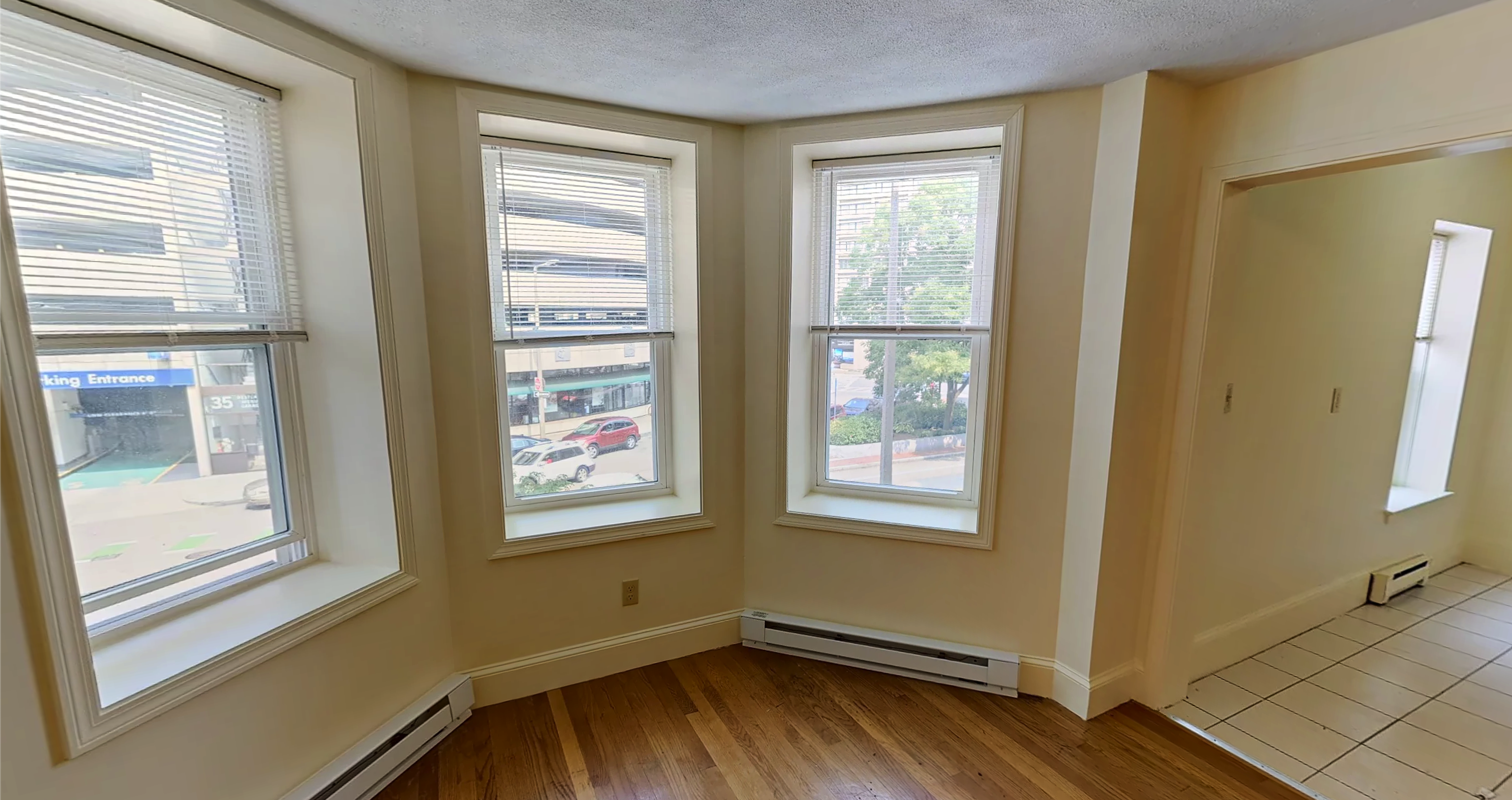 Studio bed, 1 bath apartment for rent at 32 Westland Ave Unit 14, Fenway — photo 9 of 9