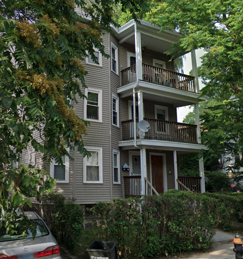 2 bed, 1 bath apartment for rent at 10 Woodside Ave Unit 3, Jamaica Plain — photo 2 of 2
