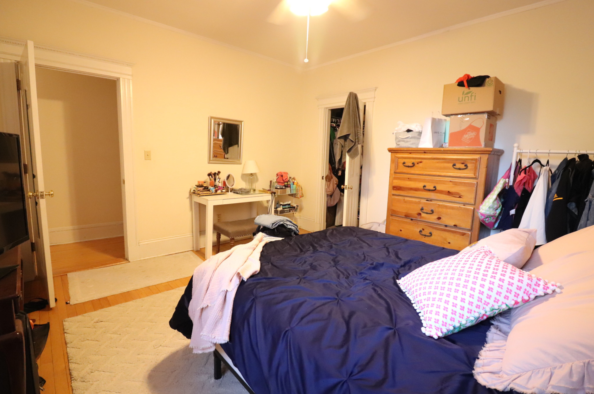 3 bed, 1 bath apartment for rent at 1100 Beacon St Unit 2C, Longwood — photo 8 of 20