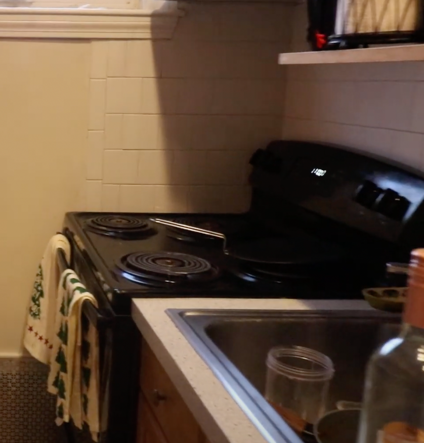 3 bed, 1 bath apartment for rent at 309 Summit Ave Unit 3, Brighton — photo 9 of 12