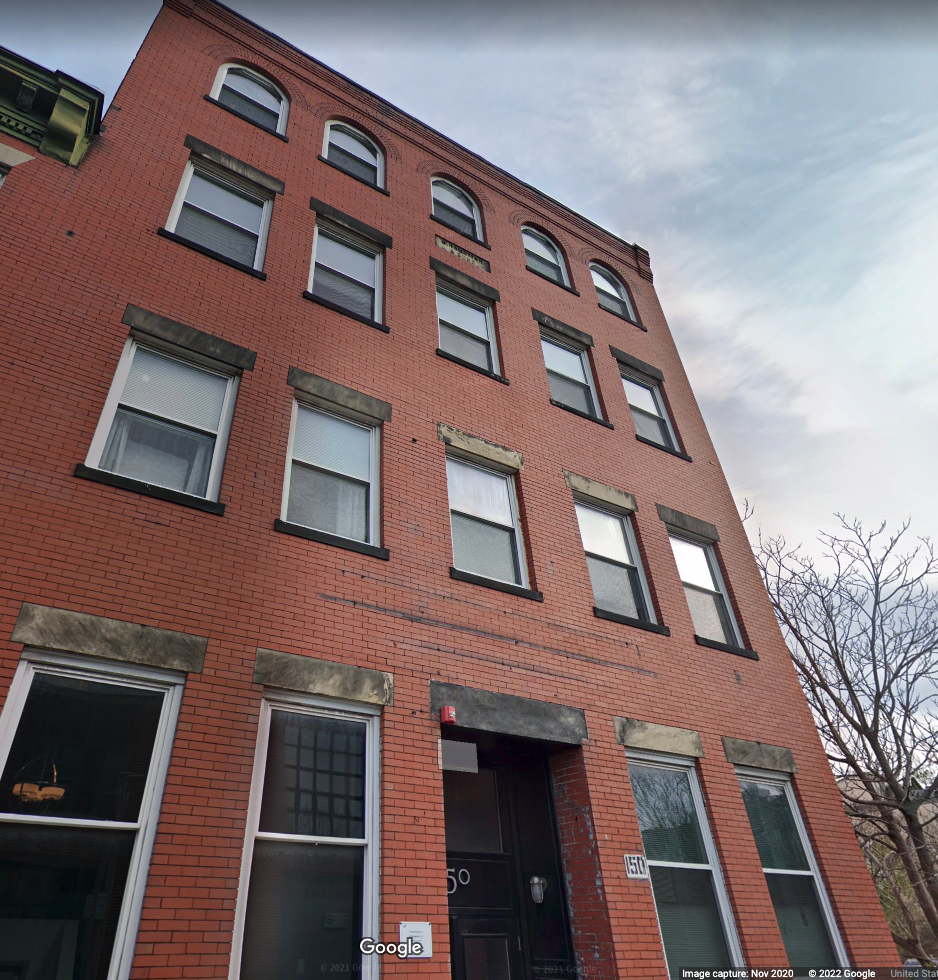 3 bed, 1 bath apartment for rent at 150 4th St Unit 4A, South Boston