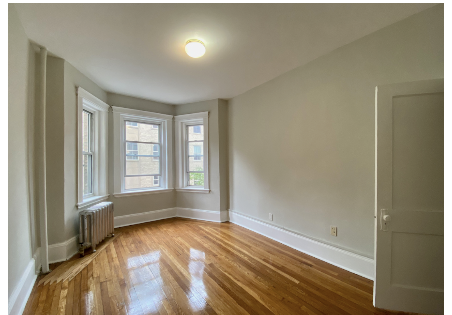 1 split bed, 1 bath apartment for rent at 38 Hemenway St Unit 29, Fenway — photo 4 of 11
