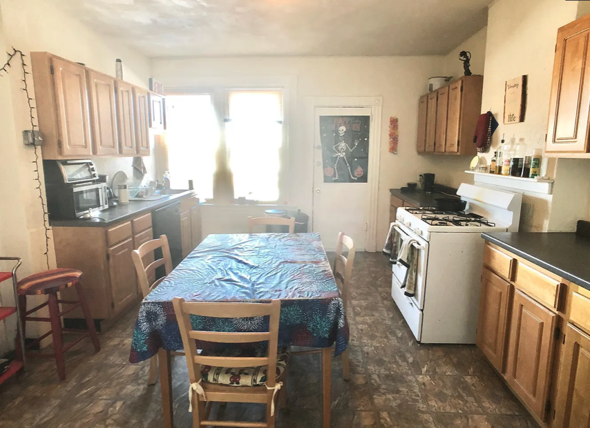 4 bed, 1 bath apartment for rent at 96 Calumet St Unit 3, Mission Hill — photo 4 of 7