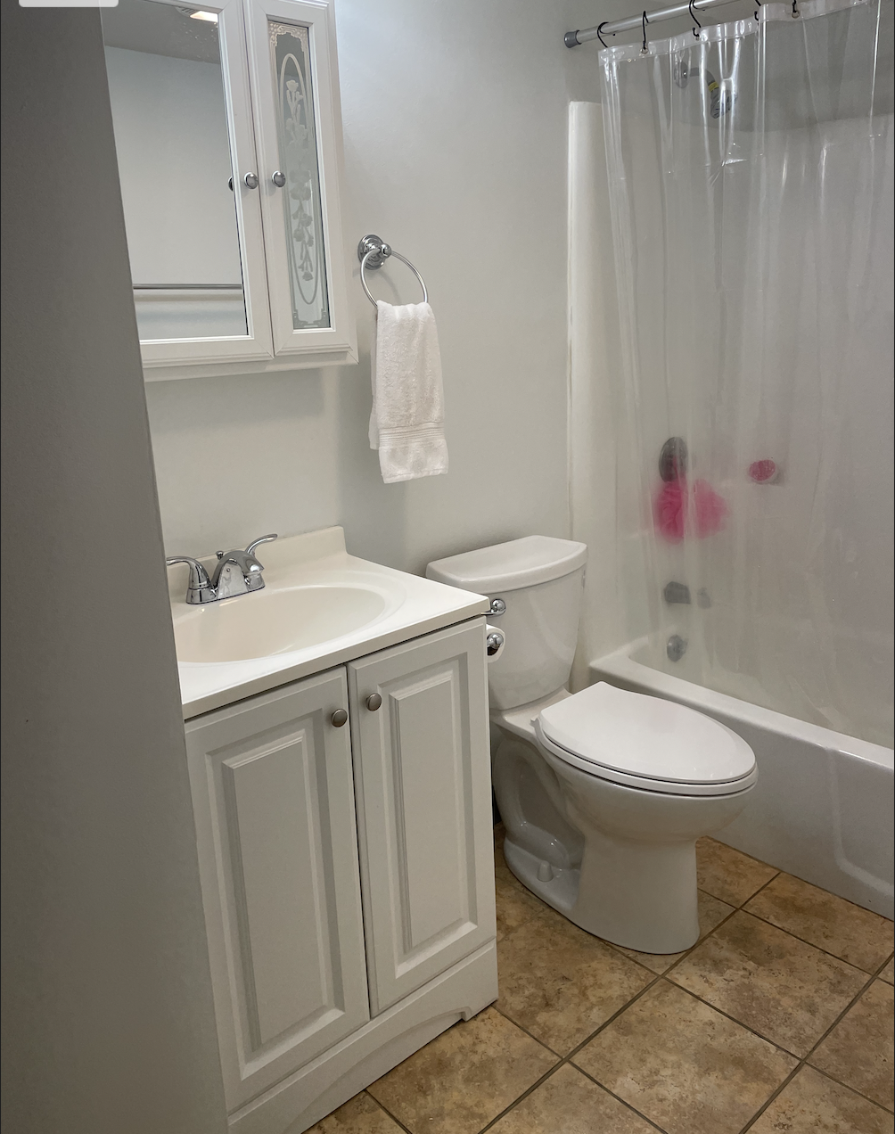 1 bed, 1 bath apartment for rent at 56 Wyoming Ave Unit 4, Wyoming — photo 4 of 5