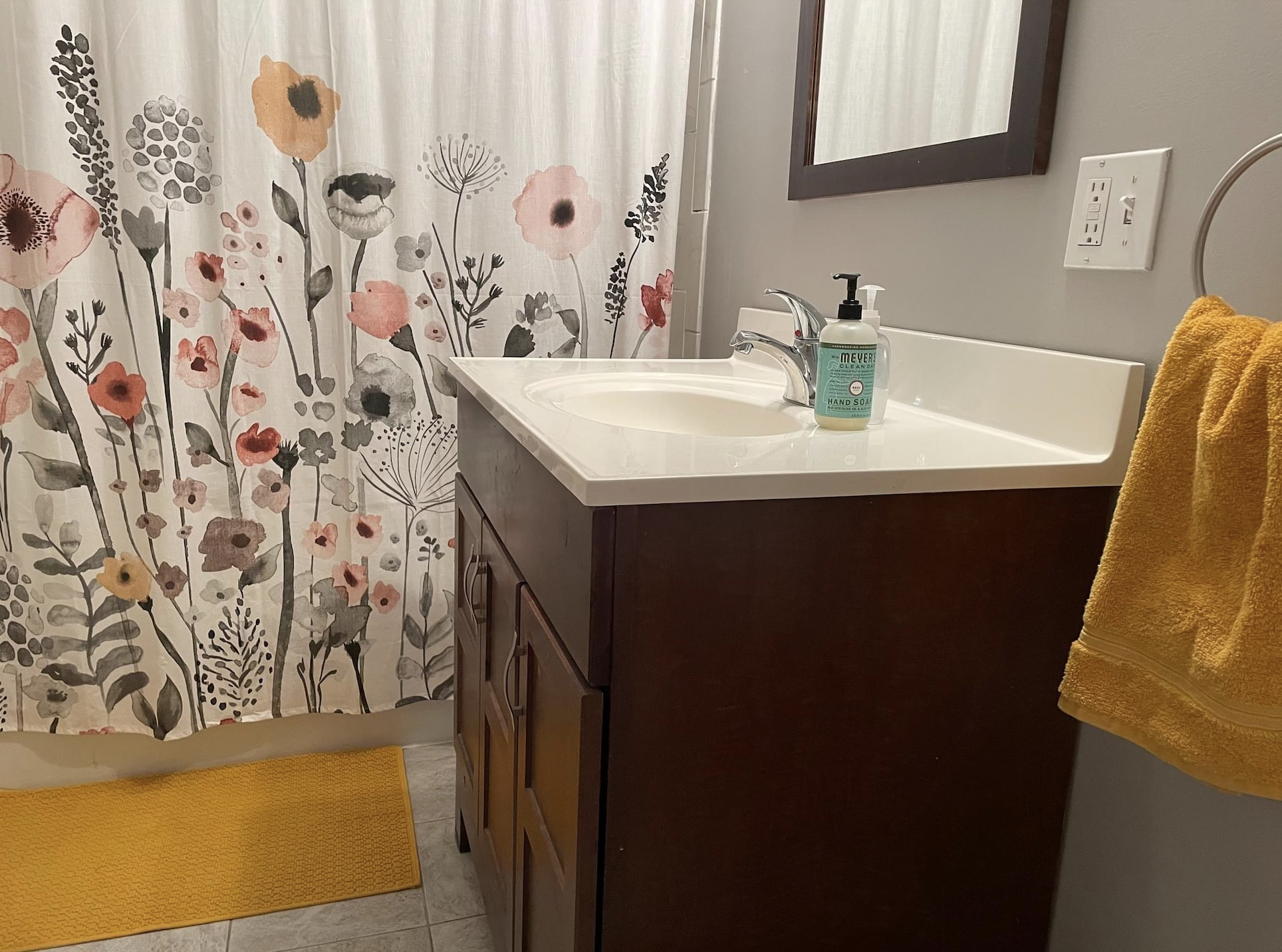 Studio bed, 1 bath apartment for rent at 39 Calumet St Unit 1, Mission Hill — photo 3 of 5