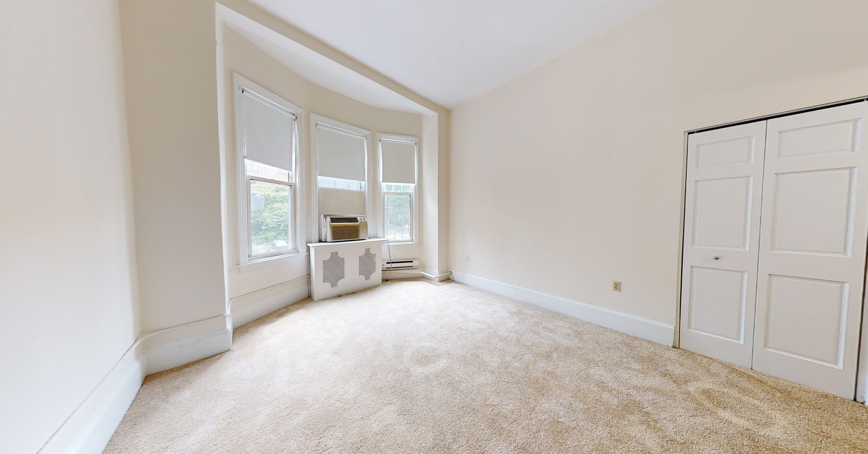 Studio bed, 1 bath apartment for rent at 1243 Beacon St Unit 1, Coolidge Corner — photo 2 of 7