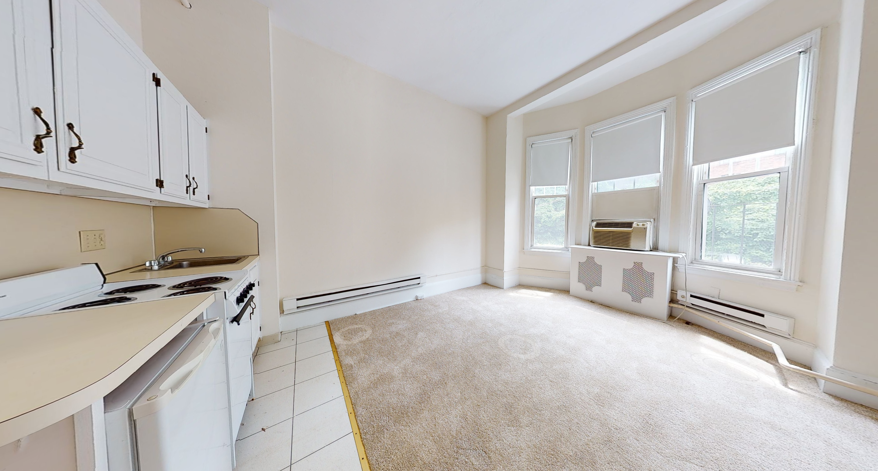 Studio bed, 1 bath apartment for rent at 1243 Beacon St Unit 1, Coolidge Corner — photo 6 of 7
