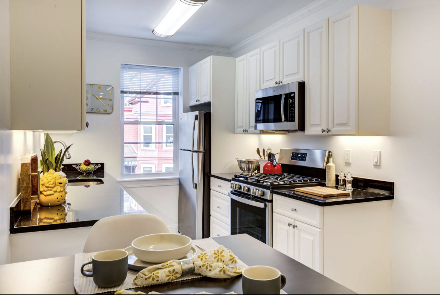 1 bed, 1 bath apartment for rent at 34 Harris St Unit 2, Coolidge Corner — photo 4 of 5