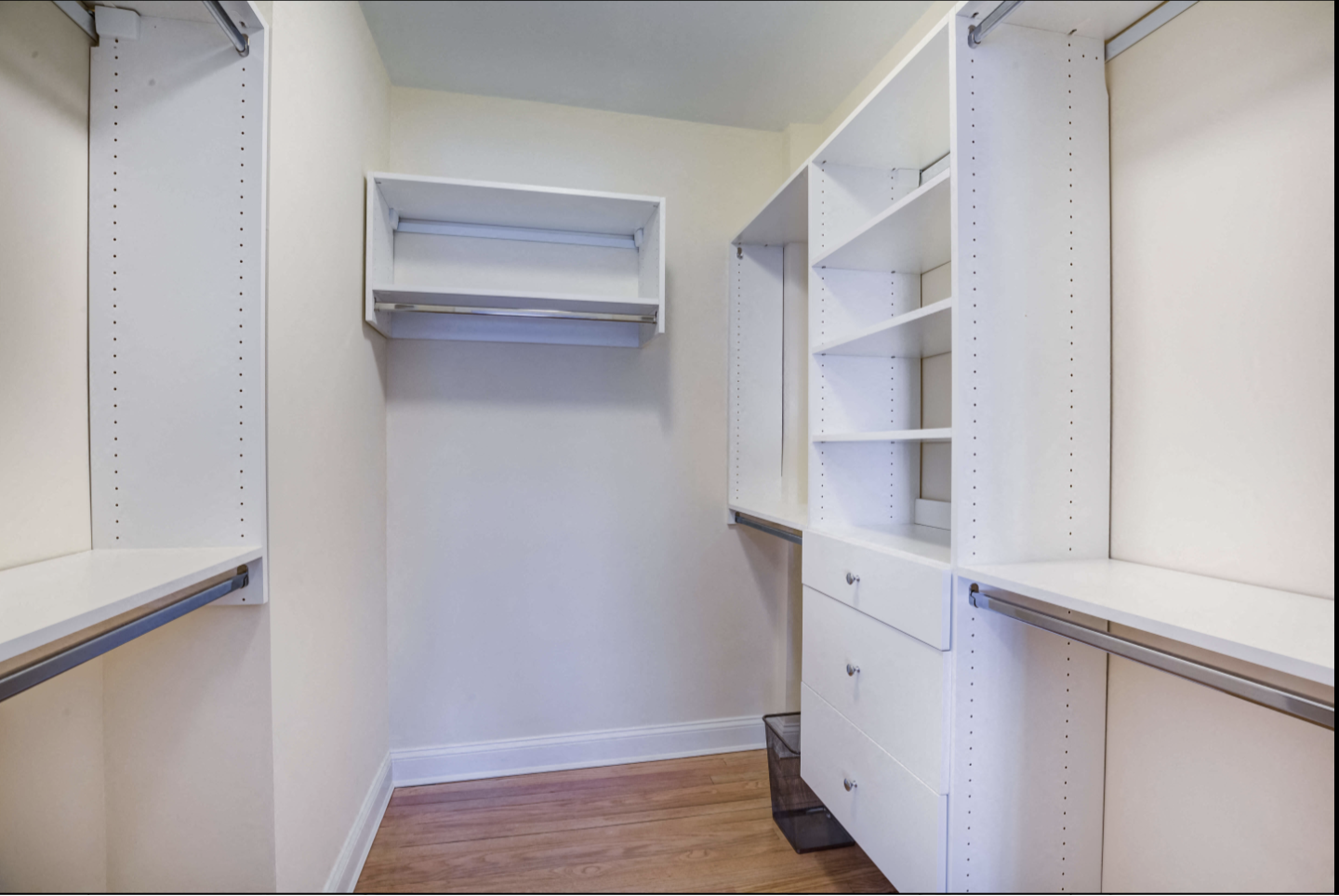 2 bed, 2 bath apartment for rent at 39 Auburn St Unit 6, Coolidge Corner — photo 6 of 7