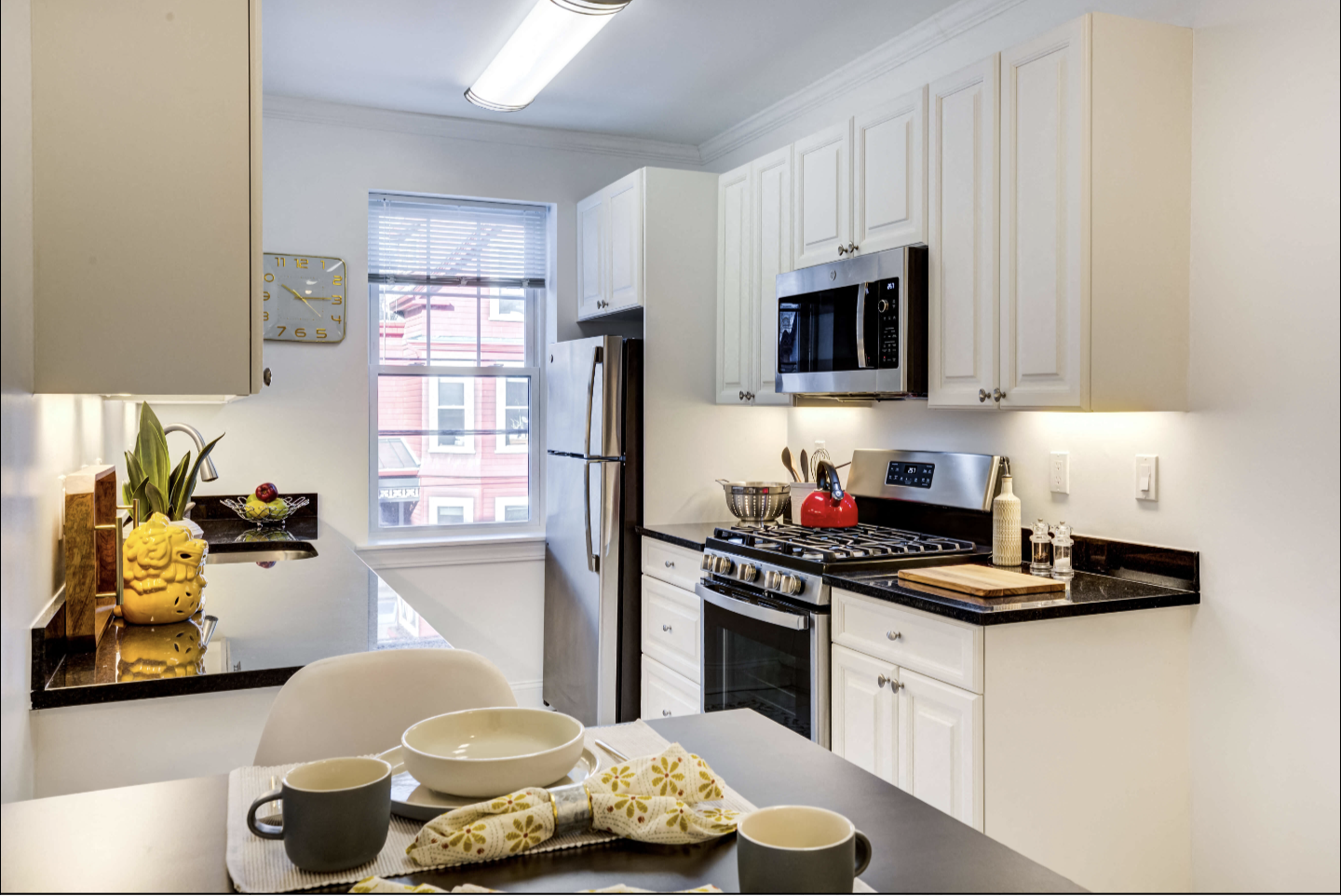 1 bed, 1 bath apartment for rent at 34 Harris St Unit A, Coolidge Corner — photo 2 of 4