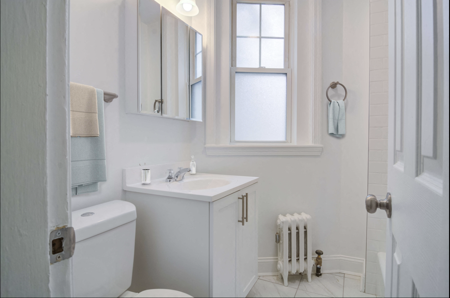 2 bed, 1 bath apartment for rent at 111 Kilsyth Rd Unit 1A, Brighton — photo 6 of 6
