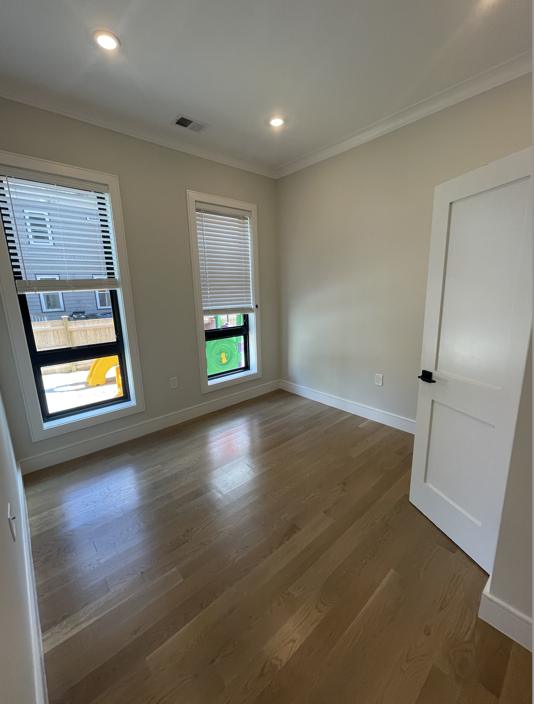 1 bed, 1 bath apartment for rent at 16 Highgate St Unit A, Allston — photo 3 of 5