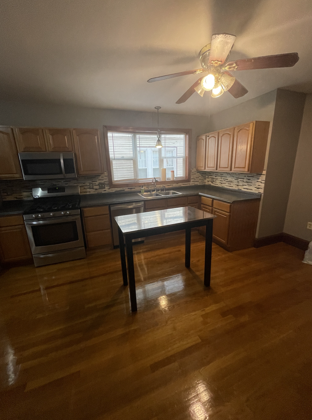 2 bed, 1 bath apartment for rent at 8 Mill Unit ROOM 1, Dorchester — photo 11 of 27