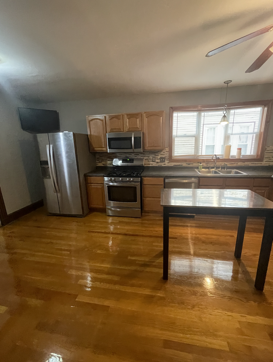 2 bed, 1 bath apartment for rent at 8 Mill Unit ROOM 1, Dorchester — photo 13 of 27