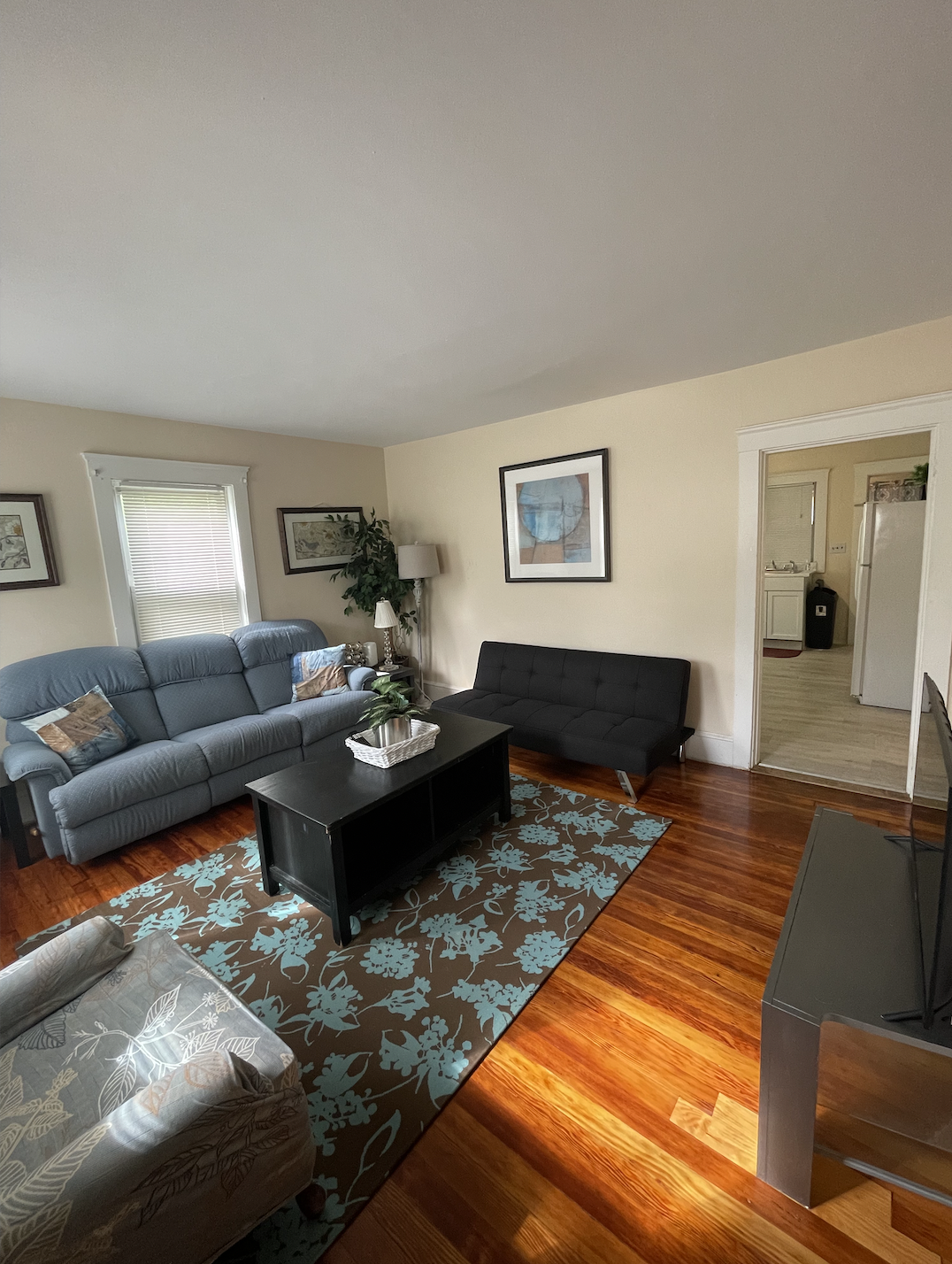 2 bed, 1 bath apartment for rent at 222 Main St Unit 1, Sharon — photo 2 of 7