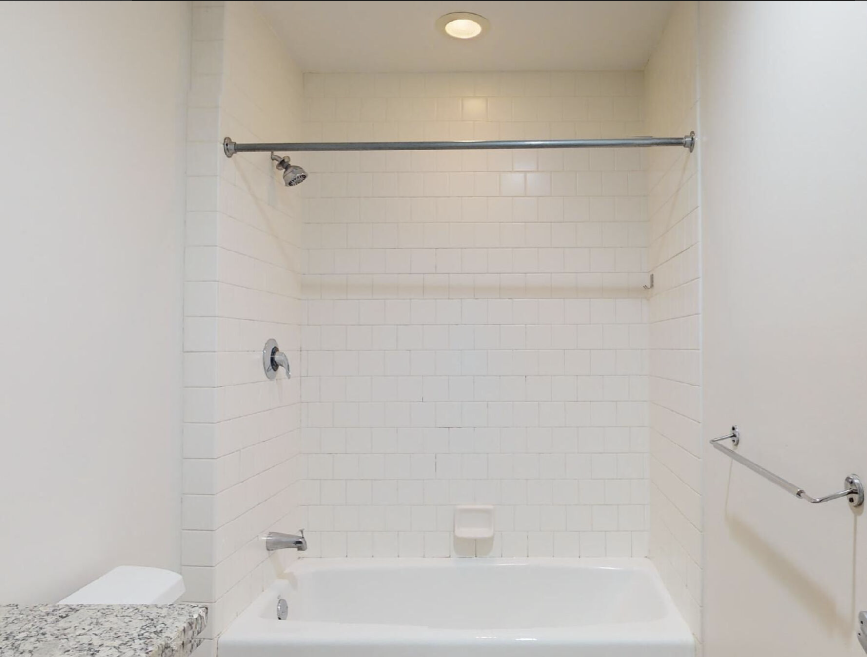 2 bed, 1 bath apartment for rent at 160 East Berkeley St Unit 305, South End — photo 4 of 9