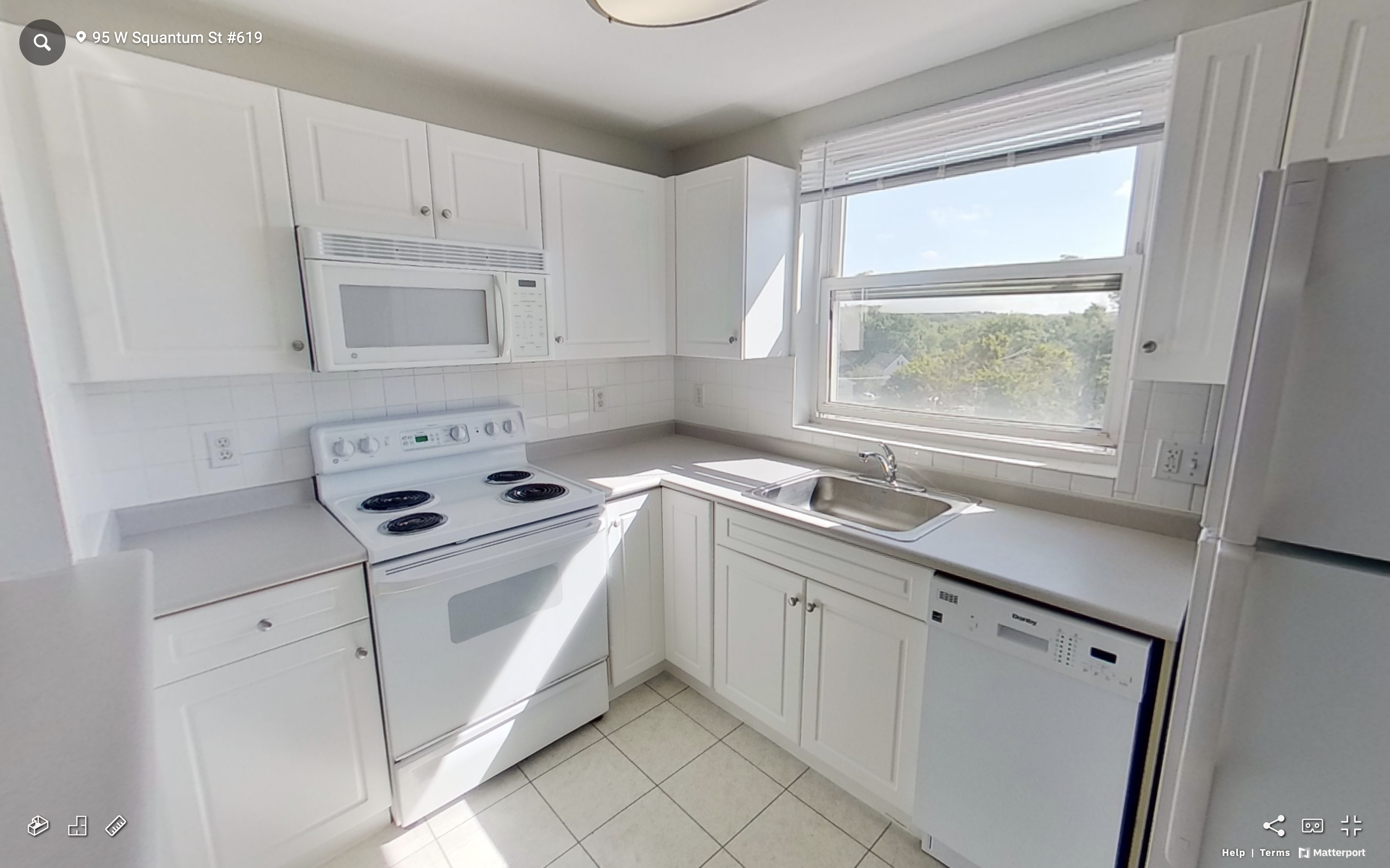 1 bed, 1 bath apartment for rent at 95 West Squantum St Unit 619, Quincy — photo 1 of 6