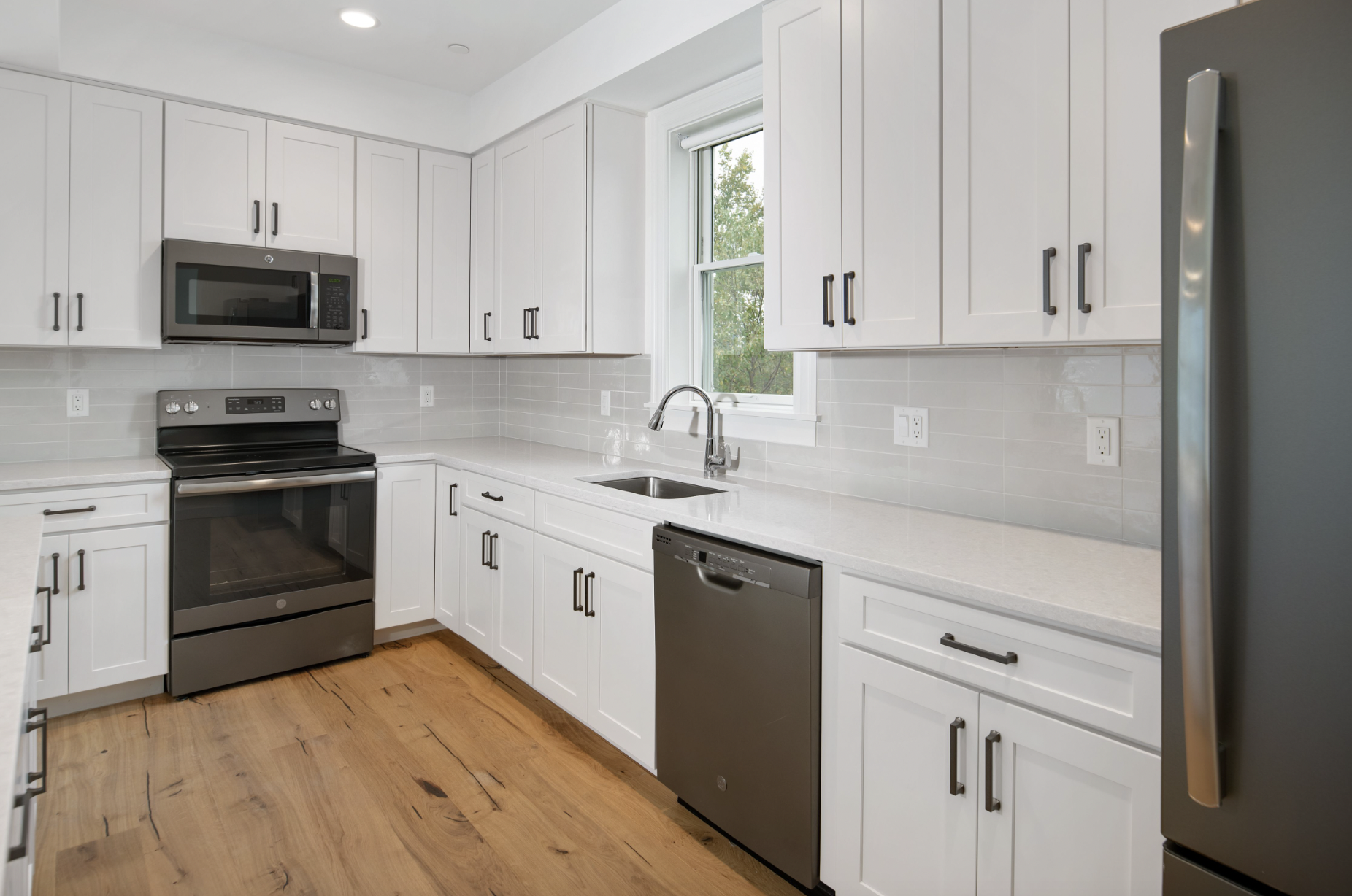 3 bed, 2 bath apartment for rent at 24 Magazine St Unit 1, Cambridgeport