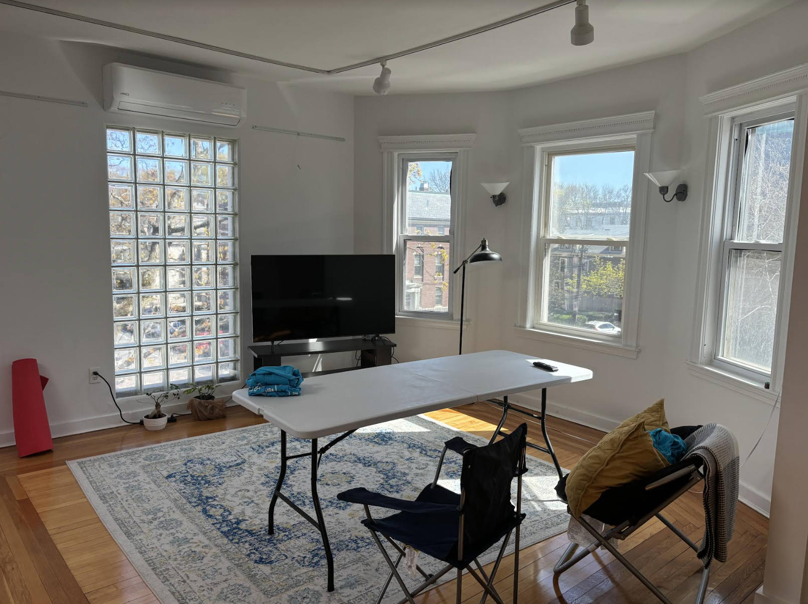 3 bed, 2 bath apartment for rent at 229 Harvard St Unit 6H, The Port — photo 4 of 16