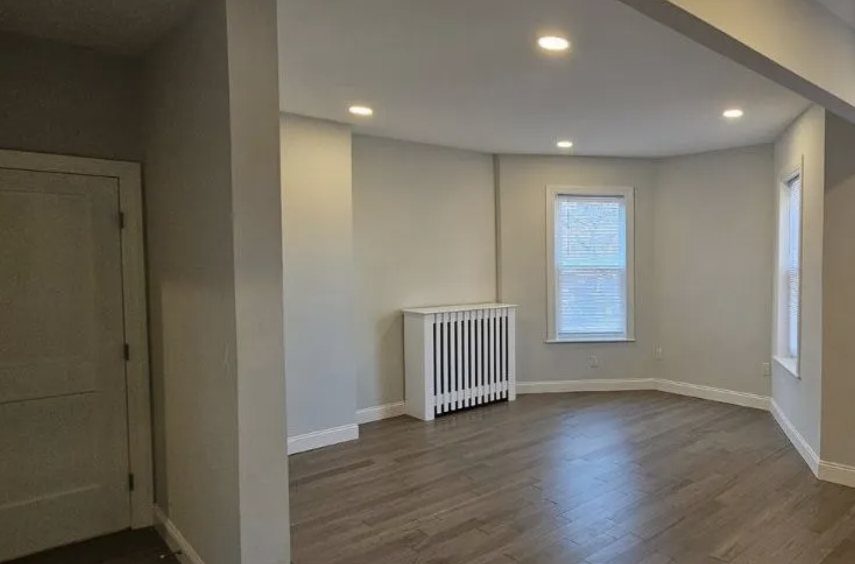 Studio bed, 1 bath apartment for rent at 370 Commonwealth Ave Unit 9, Back Bay — photo 2 of 6