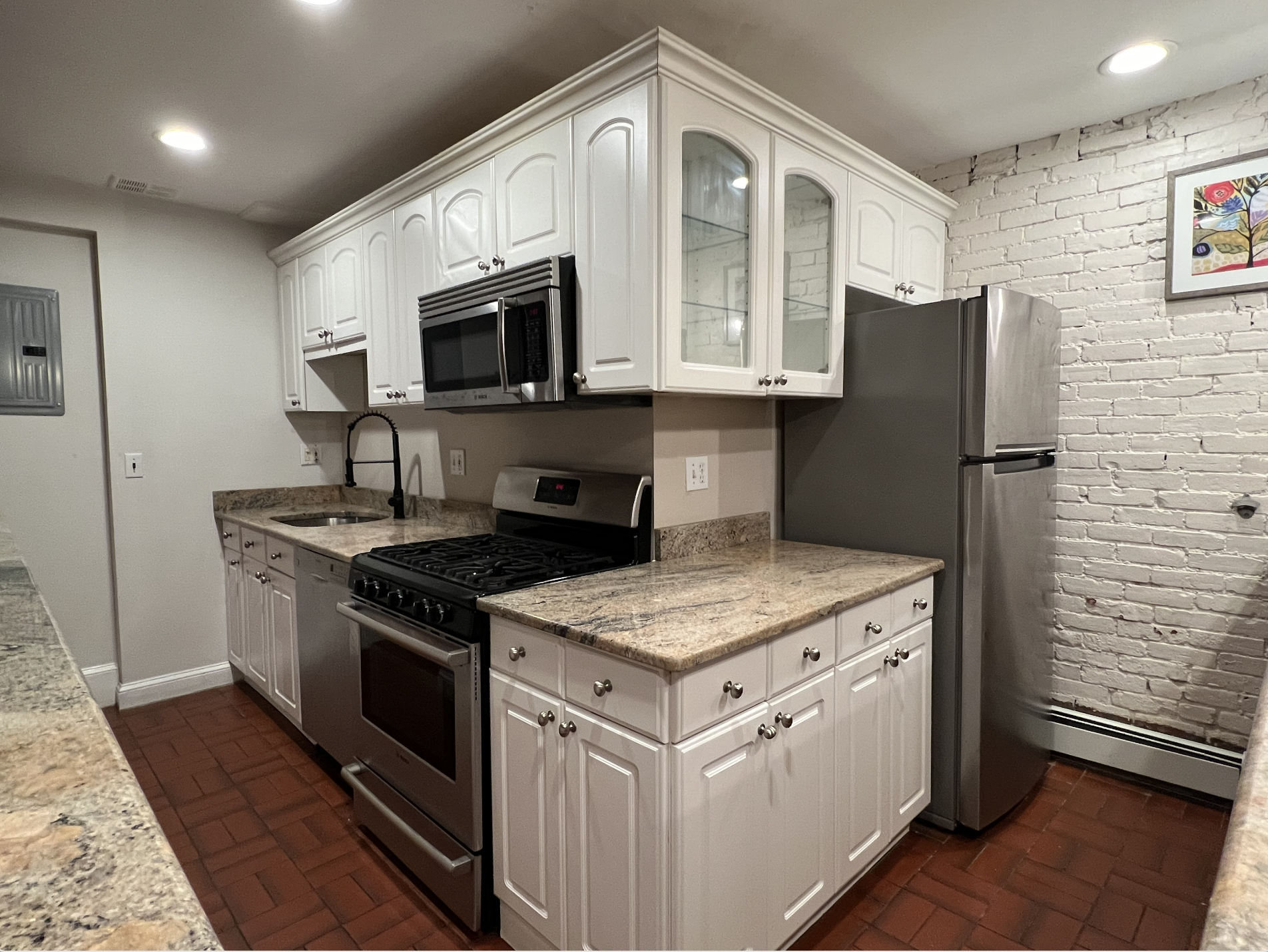 2 bed, 1 bath apartment for rent at 15 Blackwood St Unit 1, Back Bay — photo 6 of 20