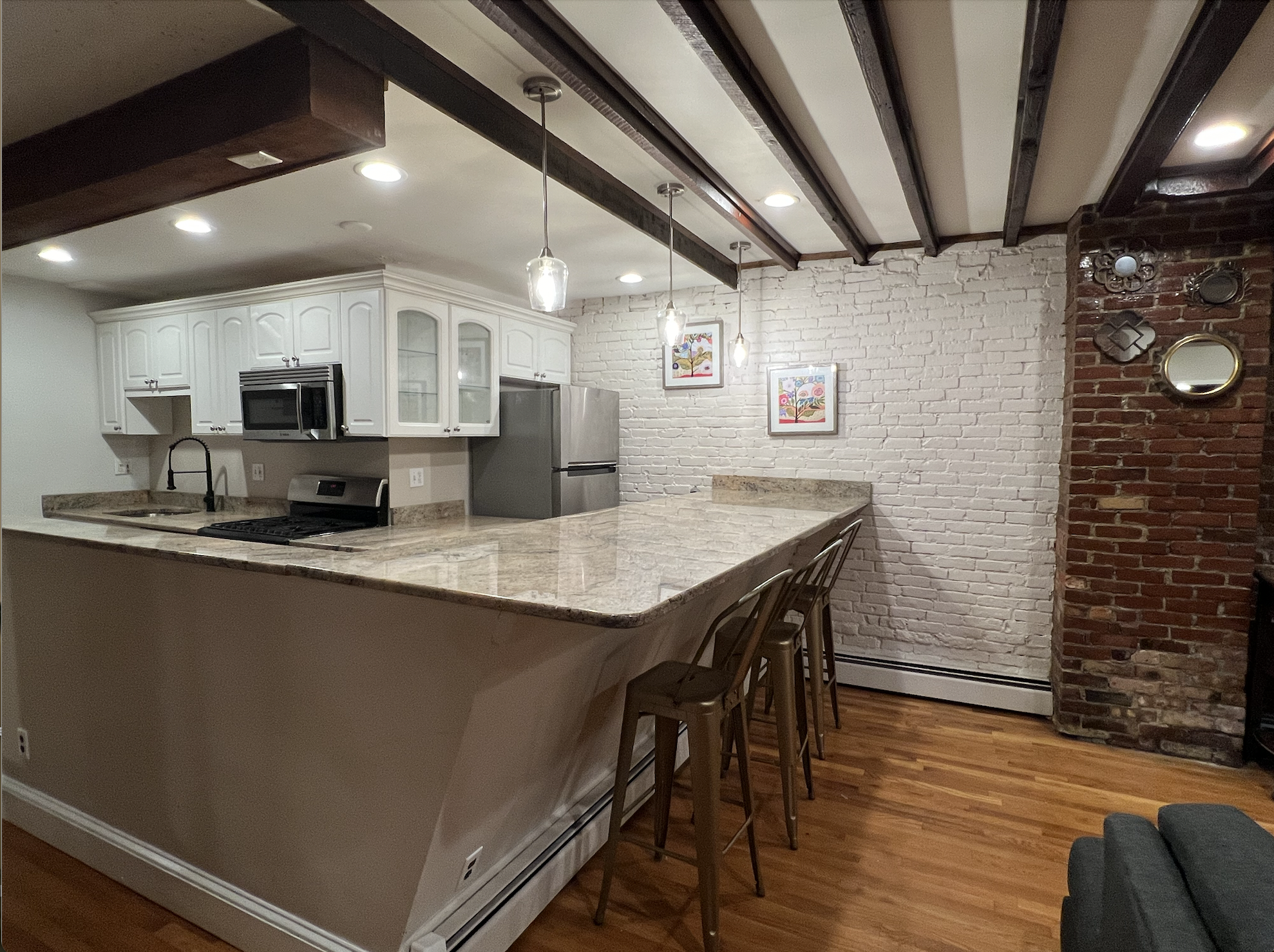 2 bed, 1 bath apartment for rent at 15 Blackwood St Unit 1, Back Bay — photo 5 of 20